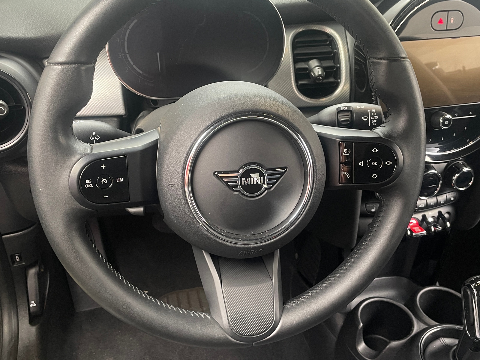 Thumbnail: 2022 MINI Cooper Convertible - 4