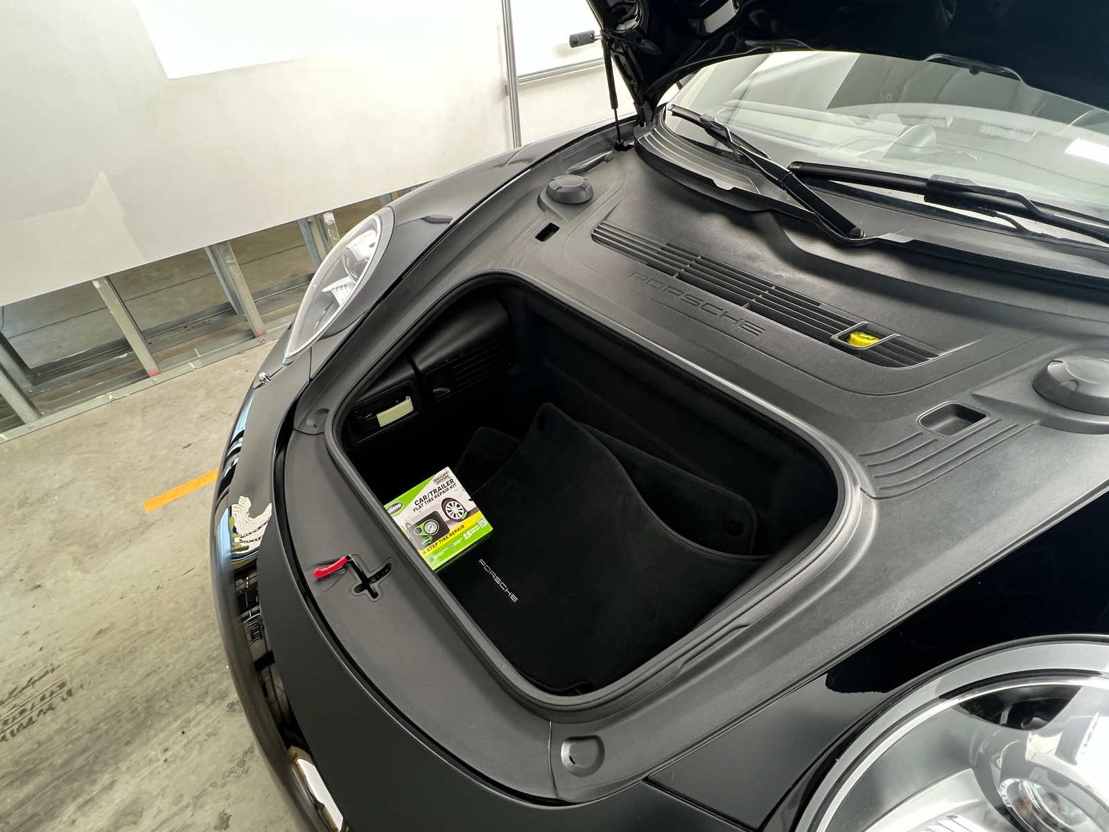 Thumbnail: 2014 Porsche 911 - 6