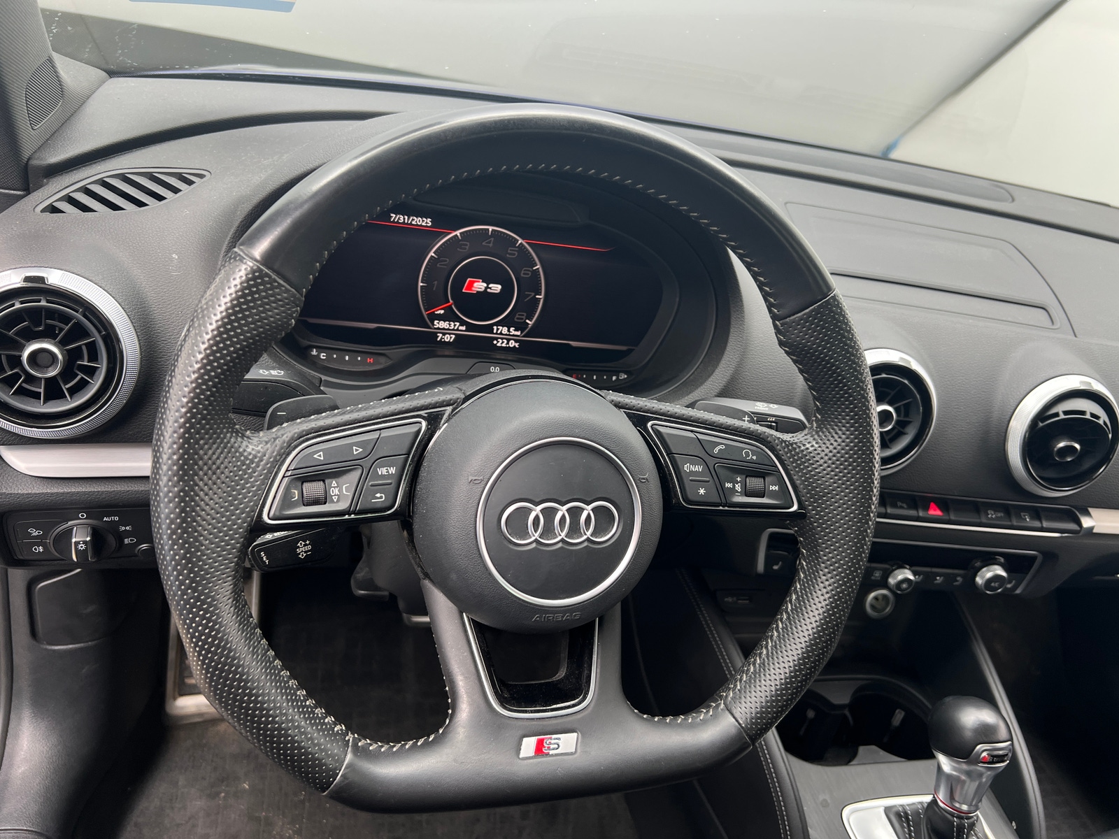 Thumbnail: 2017 Audi S3 - 4