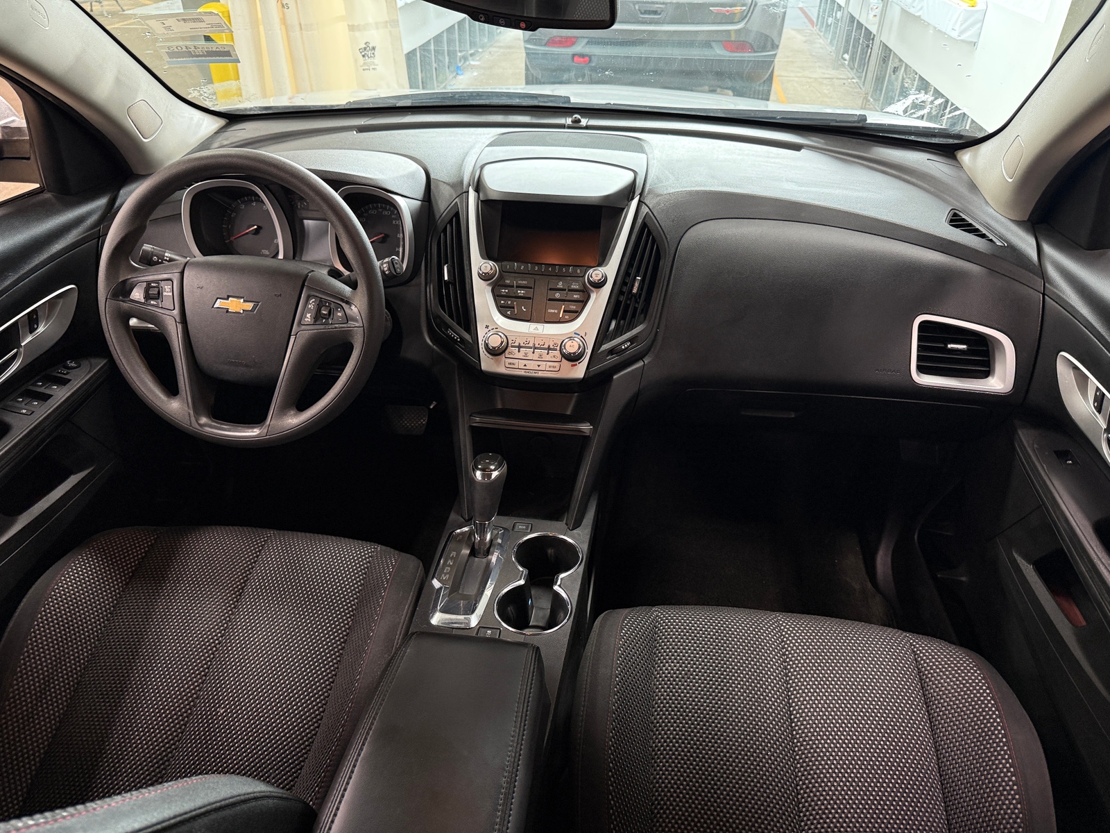 Thumbnail: 2017 Chevrolet Equinox - 3