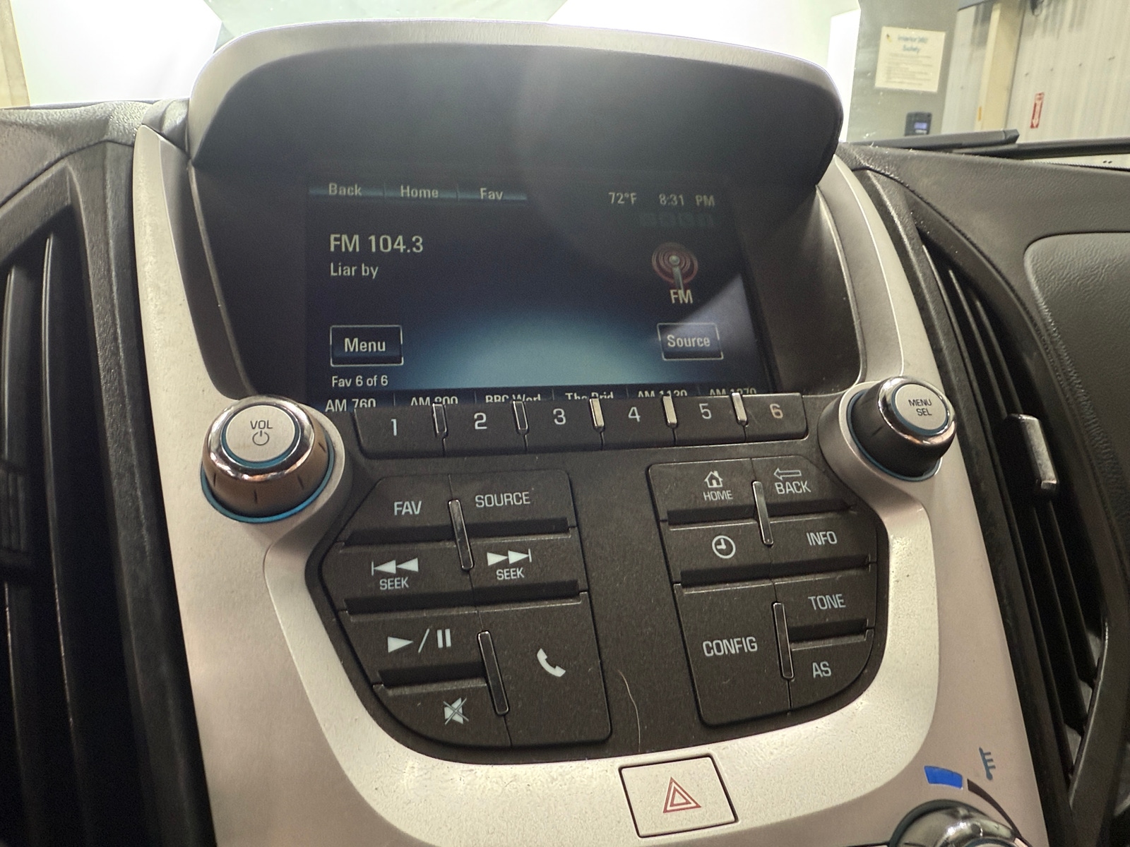 Thumbnail: 2017 Chevrolet Equinox - 4
