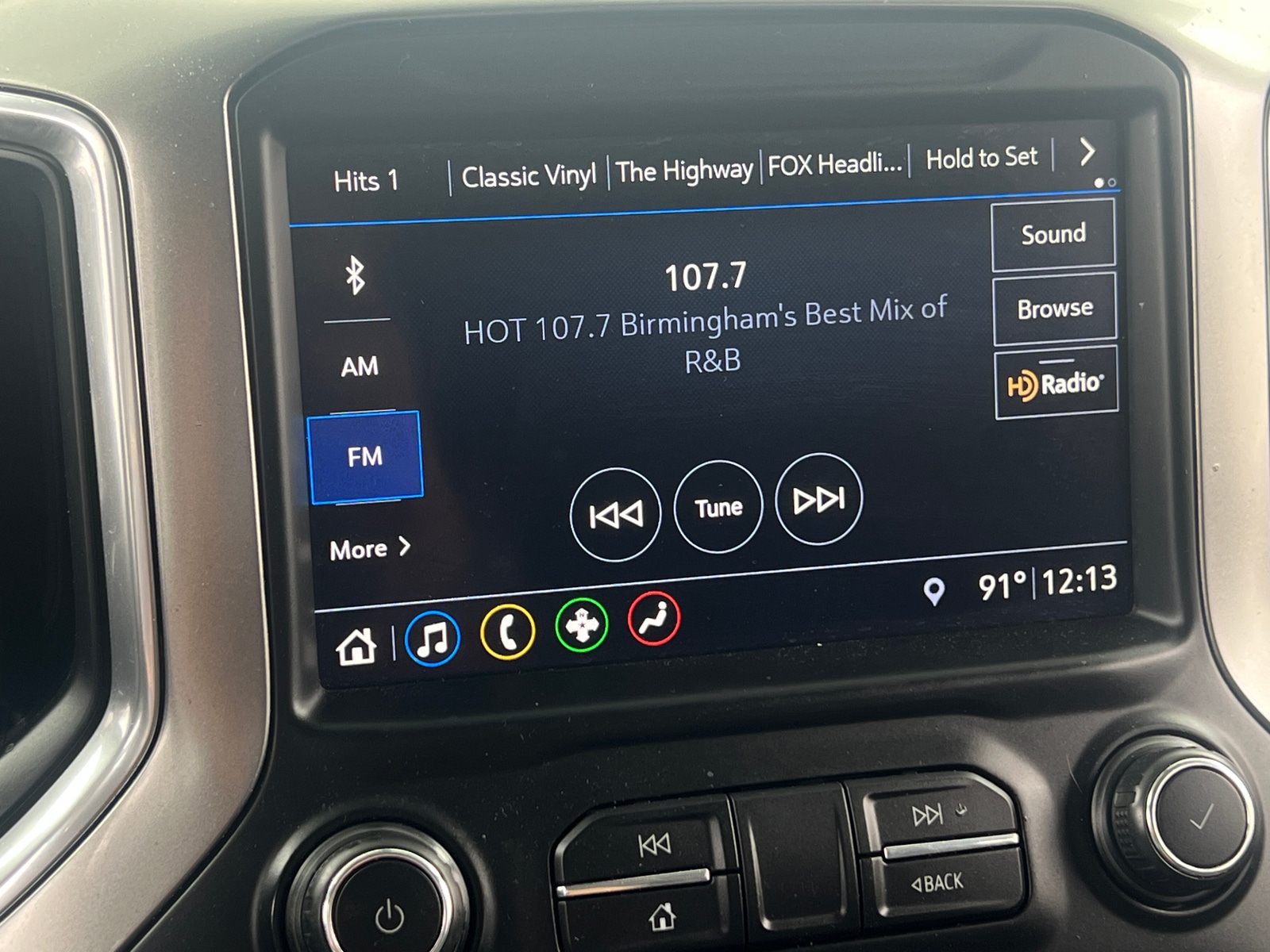 Thumbnail: 2019 Chevrolet Silverado 1500 - 4