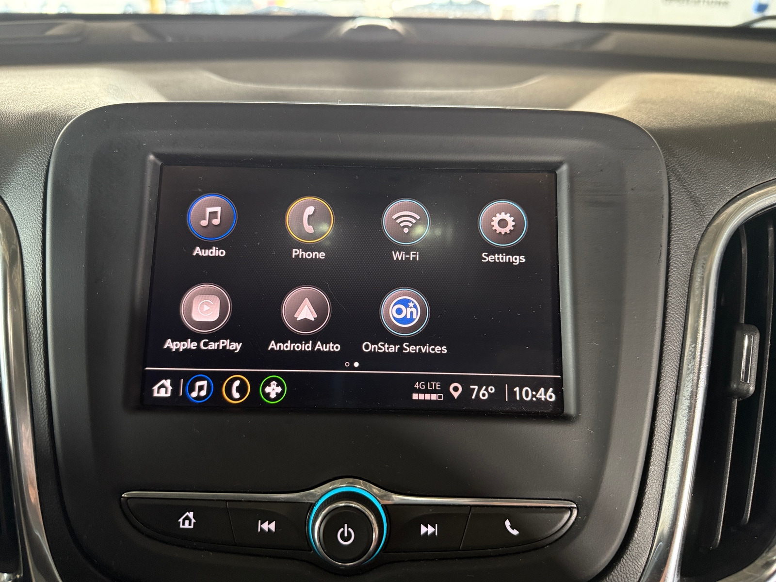 Thumbnail: 2022 Chevrolet Equinox - 4