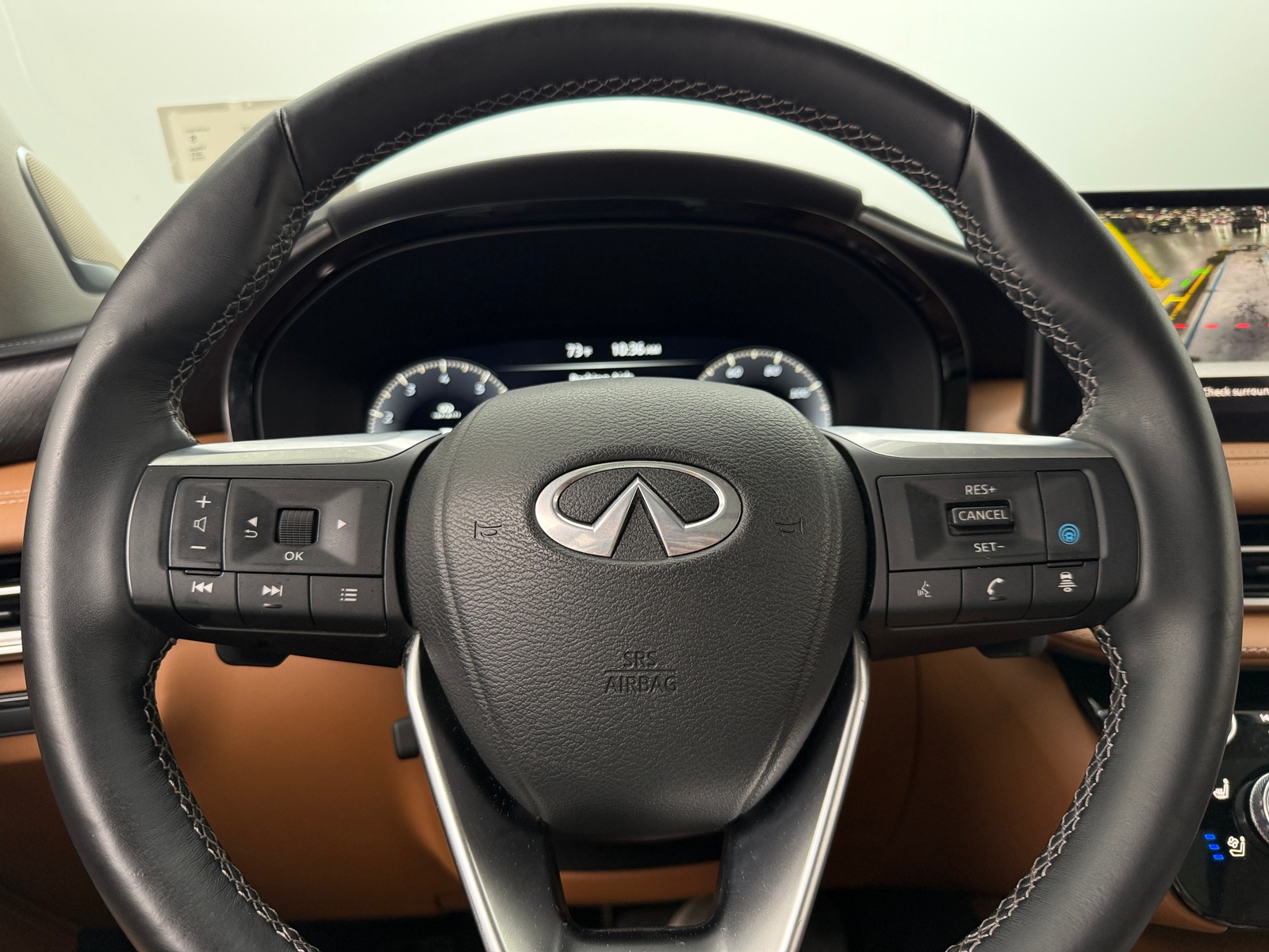 Thumbnail: 2023 INFINITI QX60 - 4