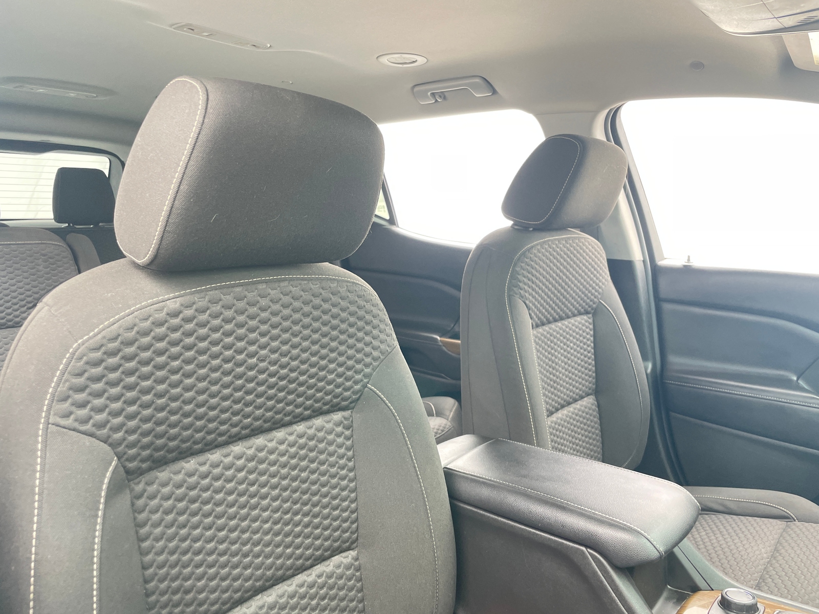 Thumbnail: 2018 GMC Acadia - 2