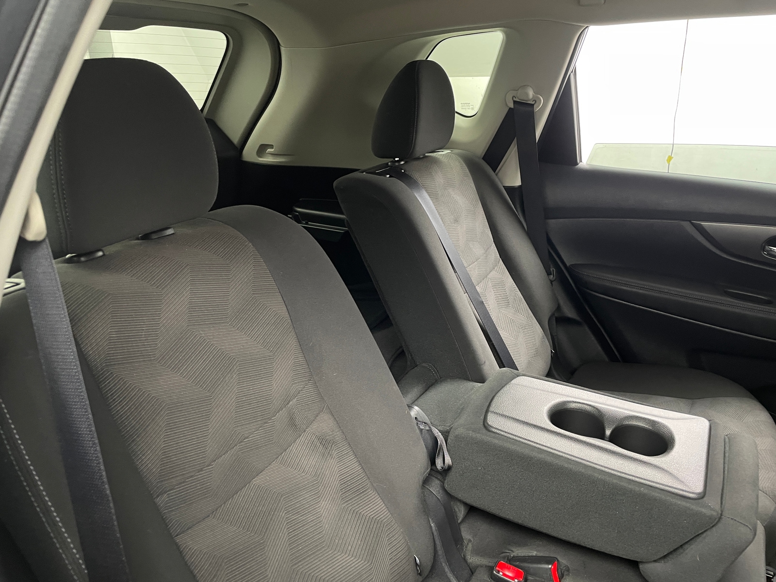 Thumbnail: 2016 Nissan Rogue - 6