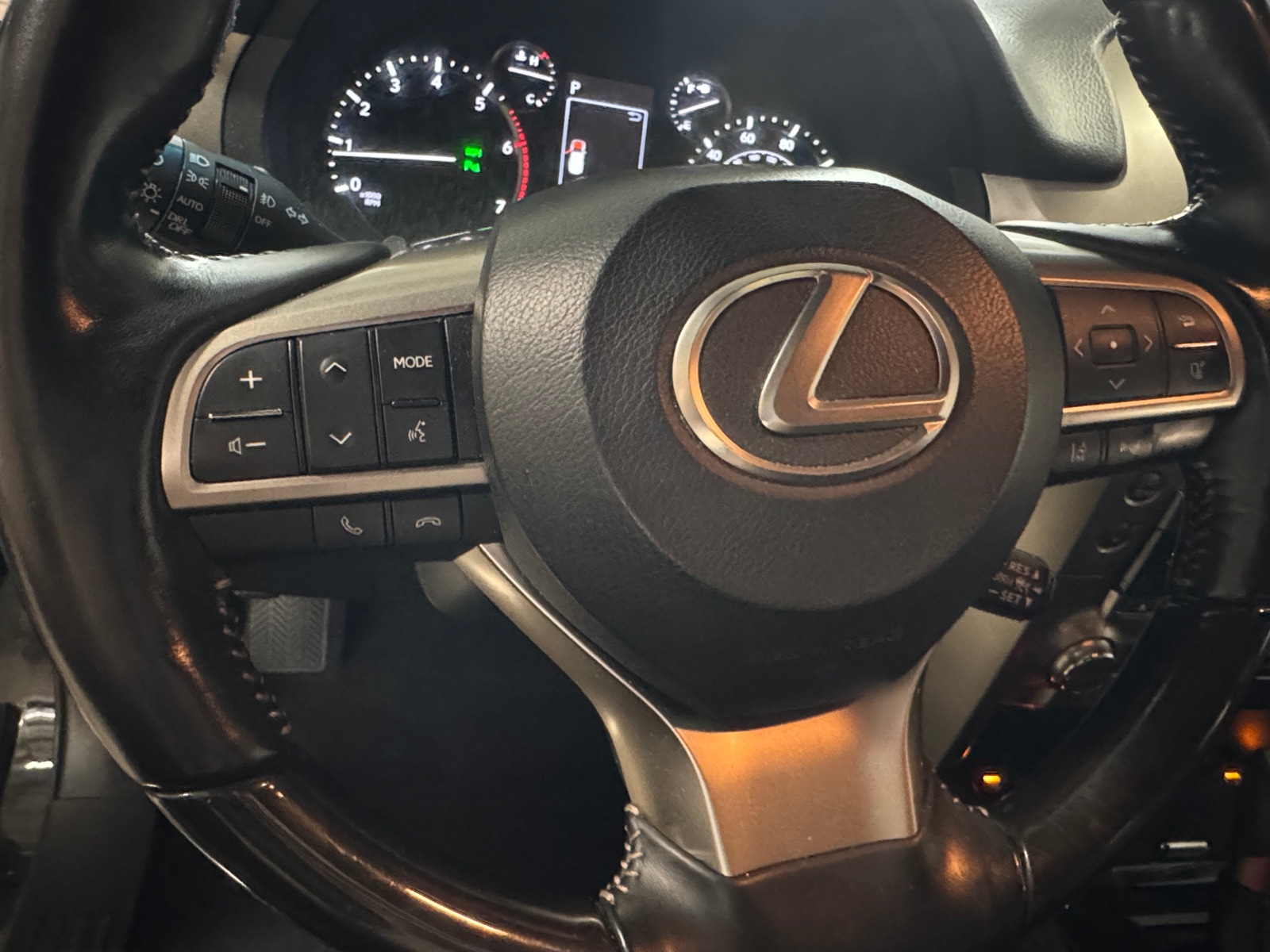 Thumbnail: 2021 Lexus GX - 4