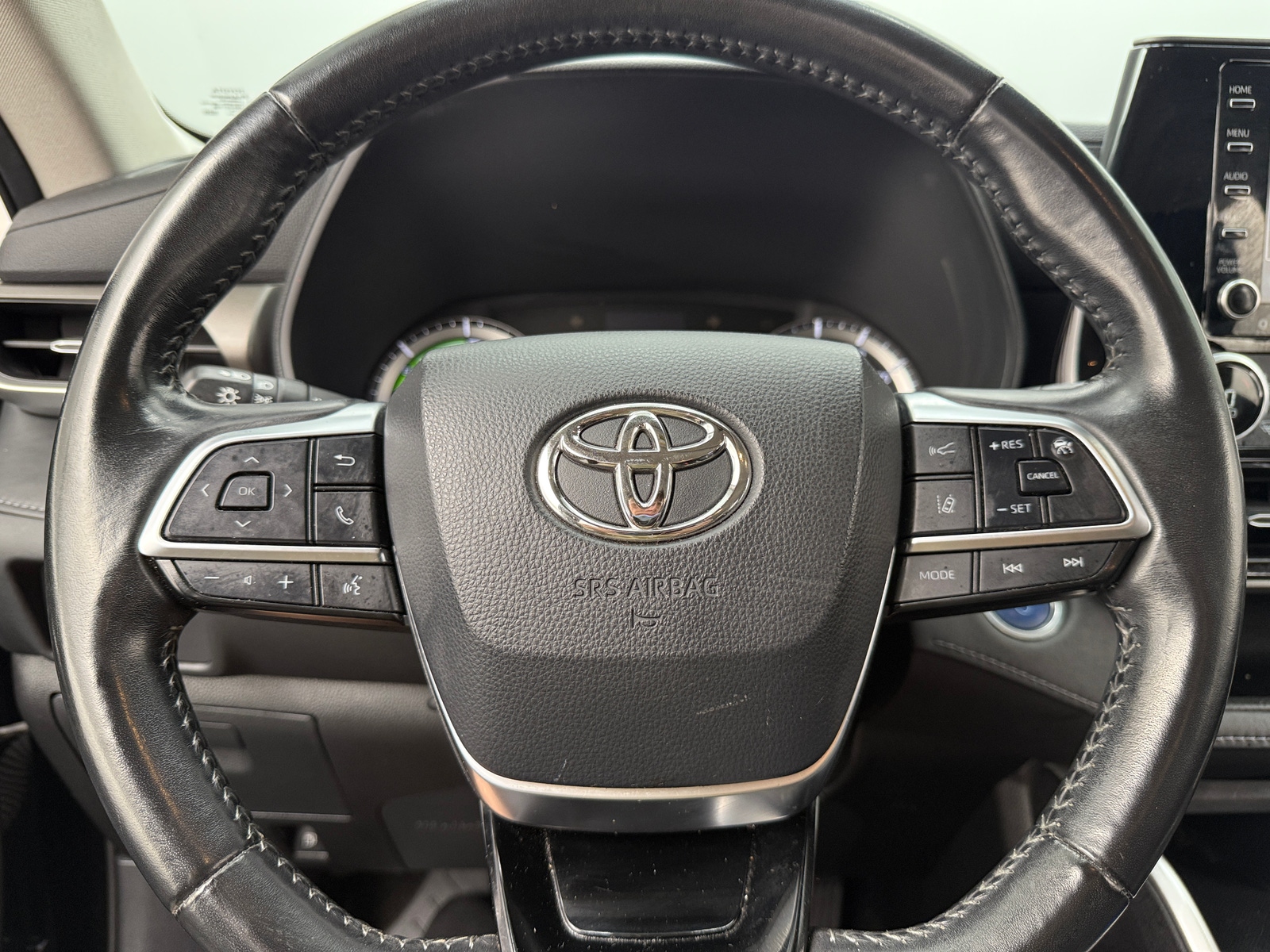 Thumbnail: 2020 Toyota Highlander - 5