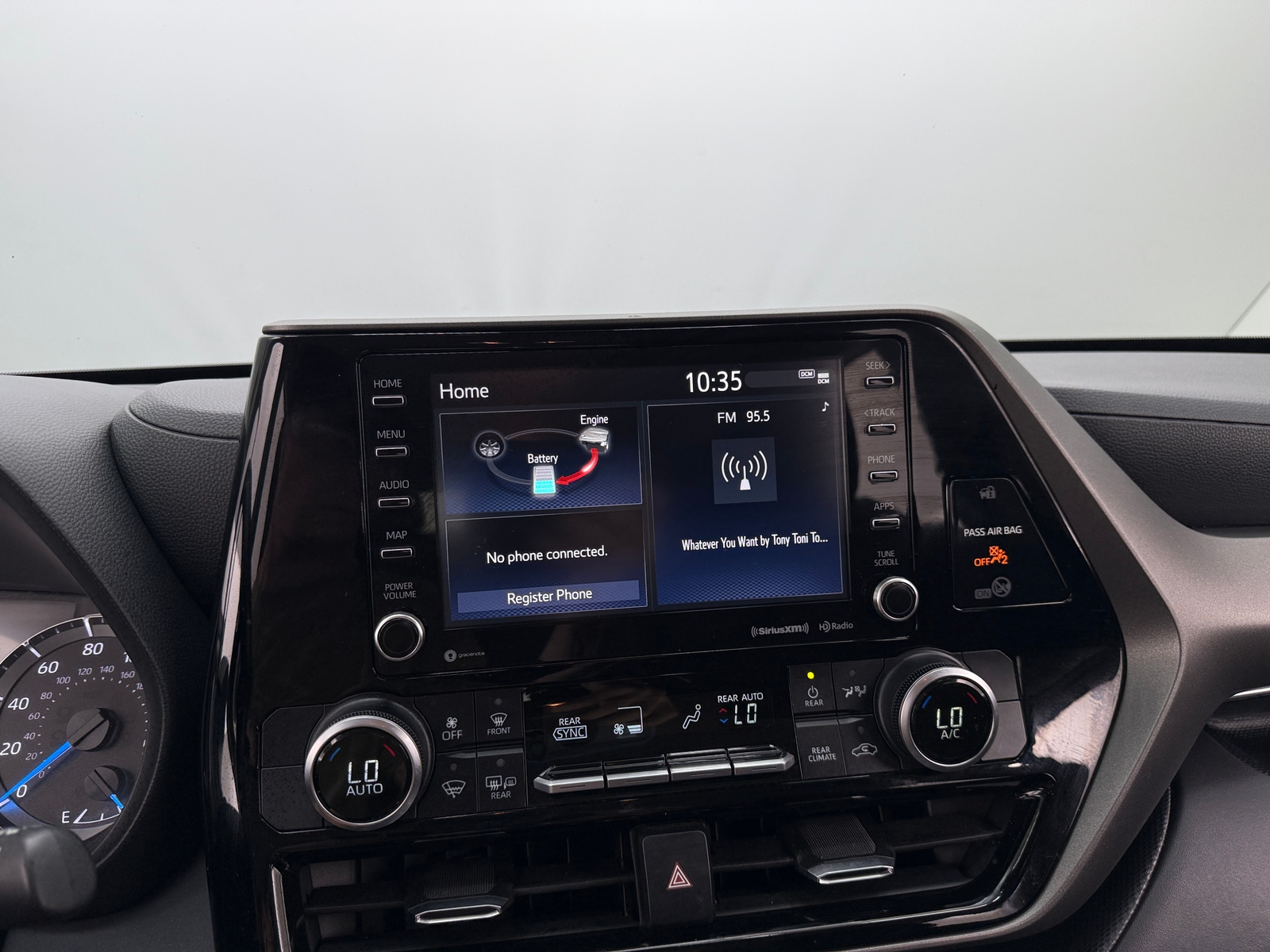 Thumbnail: 2020 Toyota Highlander - 4
