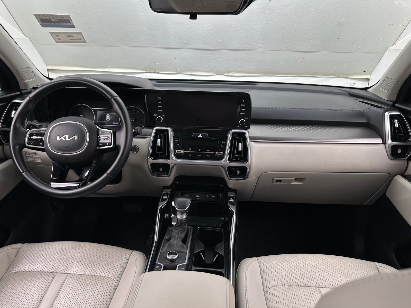 Thumbnail: 2022 Kia Sorento - 2