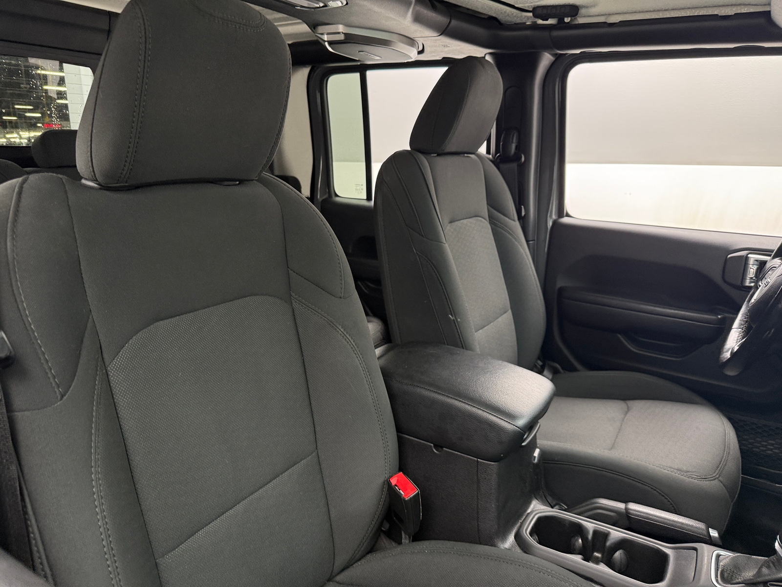 Thumbnail: 2020 Jeep Gladiator - 2