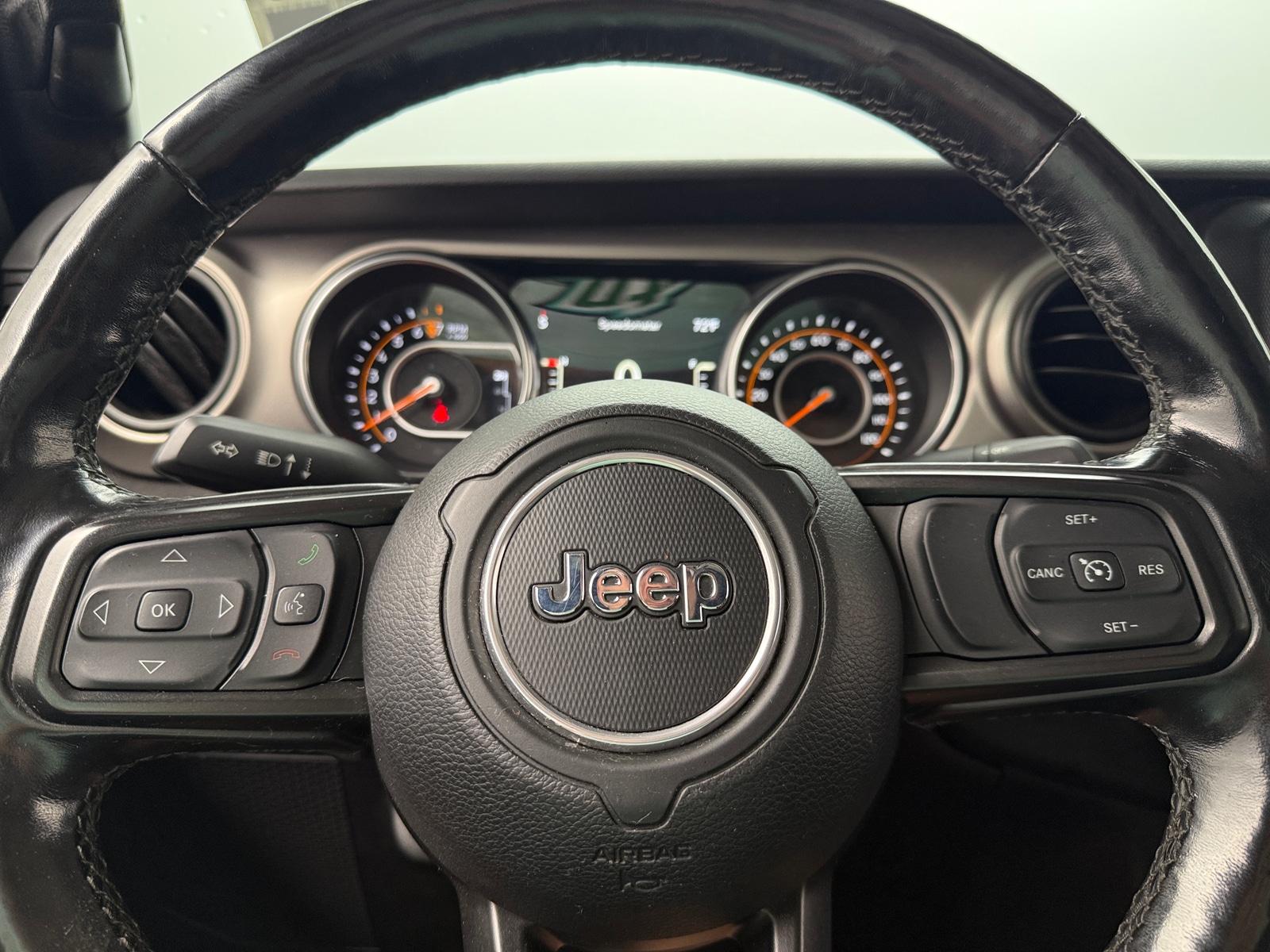 Thumbnail: 2020 Jeep Gladiator - 5