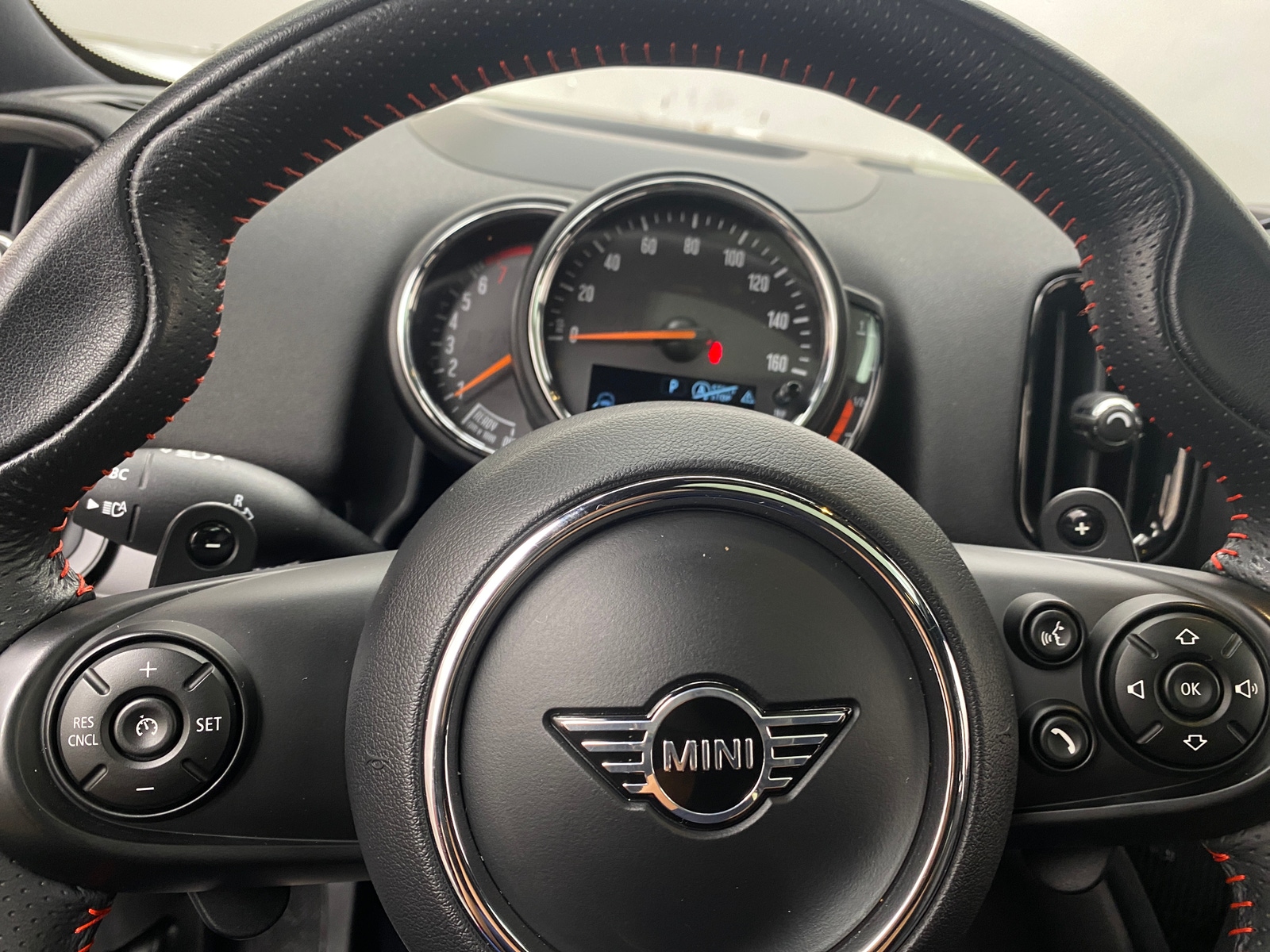 Thumbnail: 2019 MINI Cooper Countryman - 4