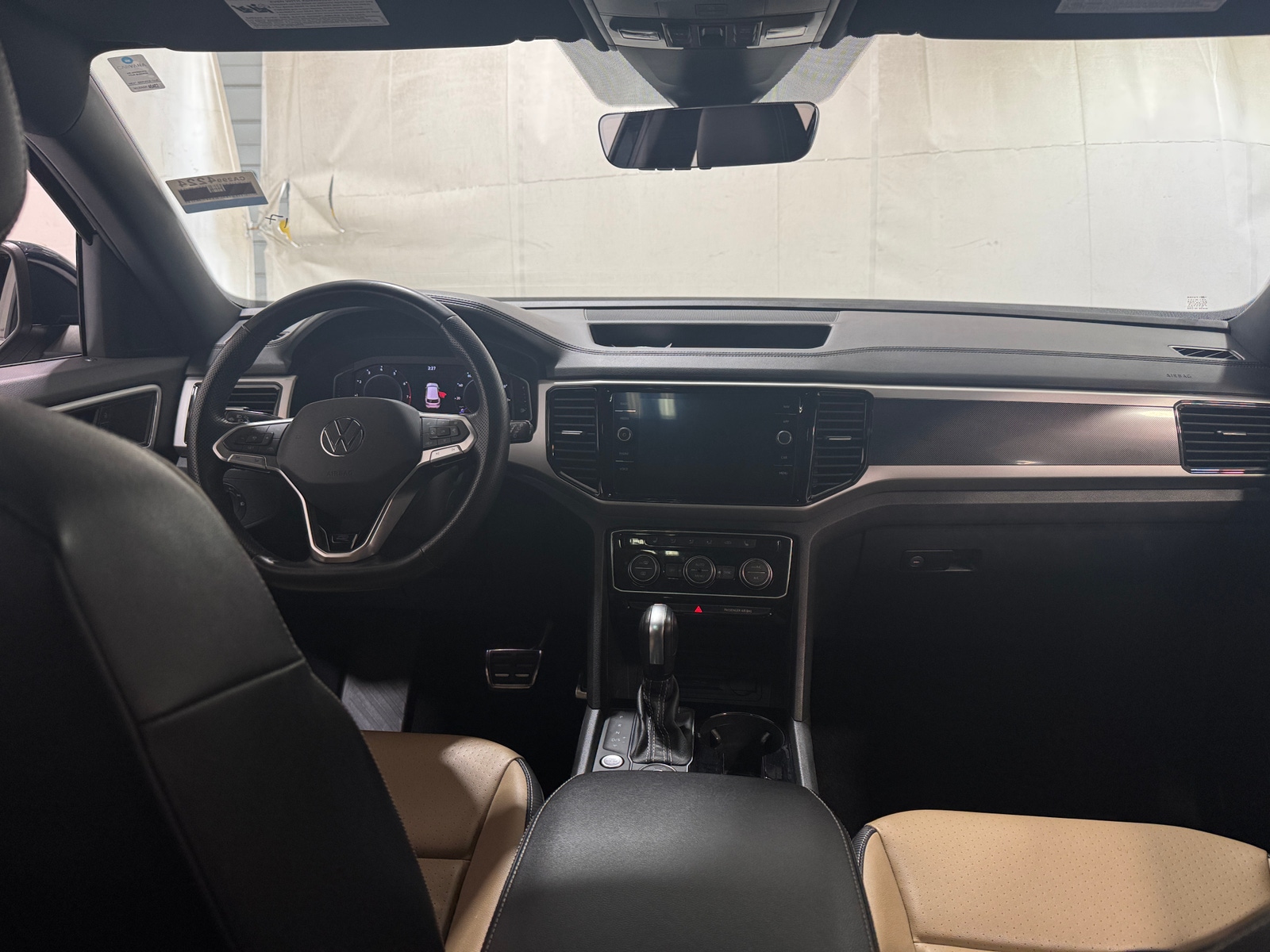 Thumbnail: 2022 Volkswagen Atlas - 2