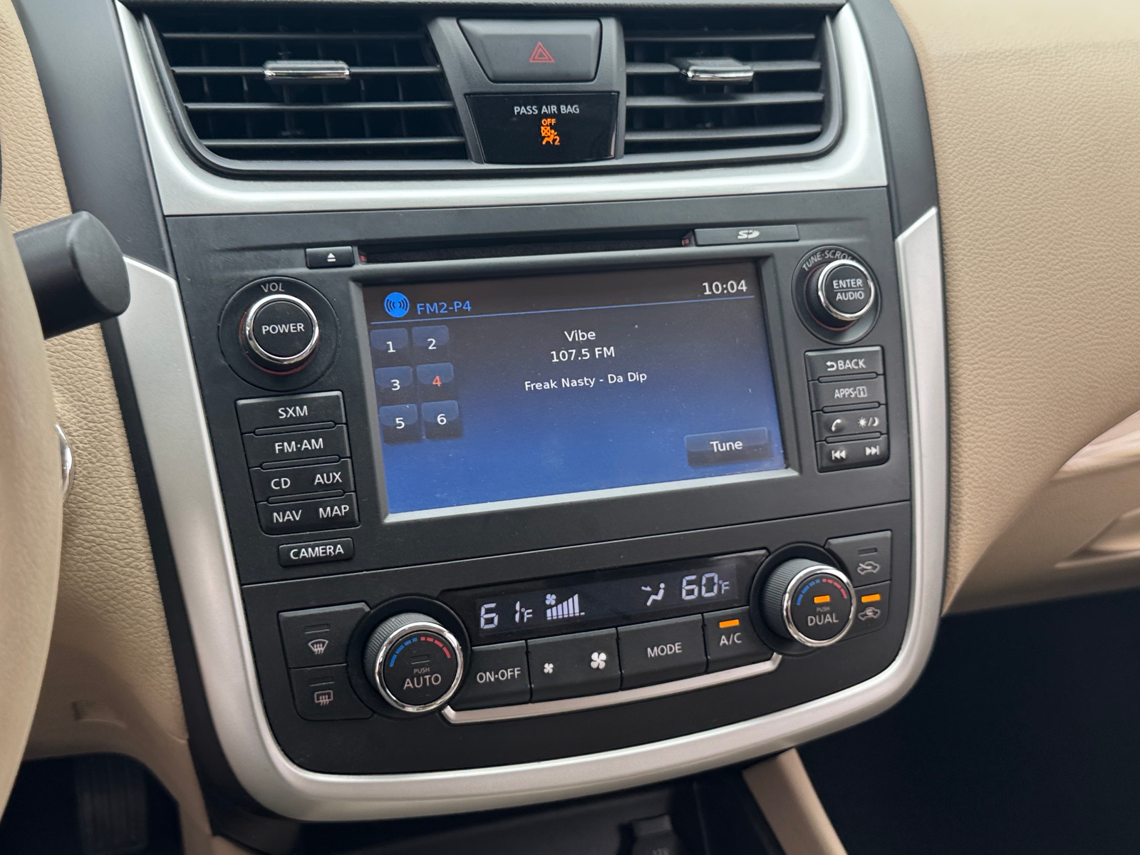 Thumbnail: 2016 Nissan Altima - 3