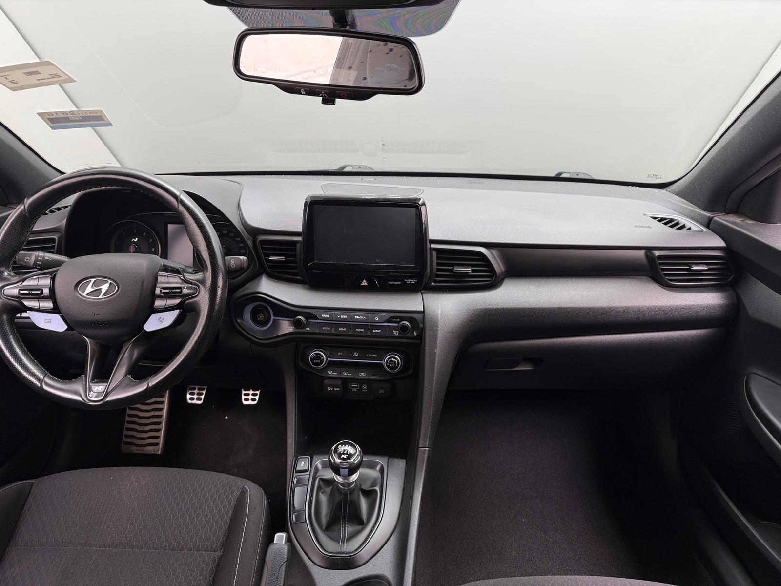 Thumbnail: 2020 Hyundai Veloster - 3