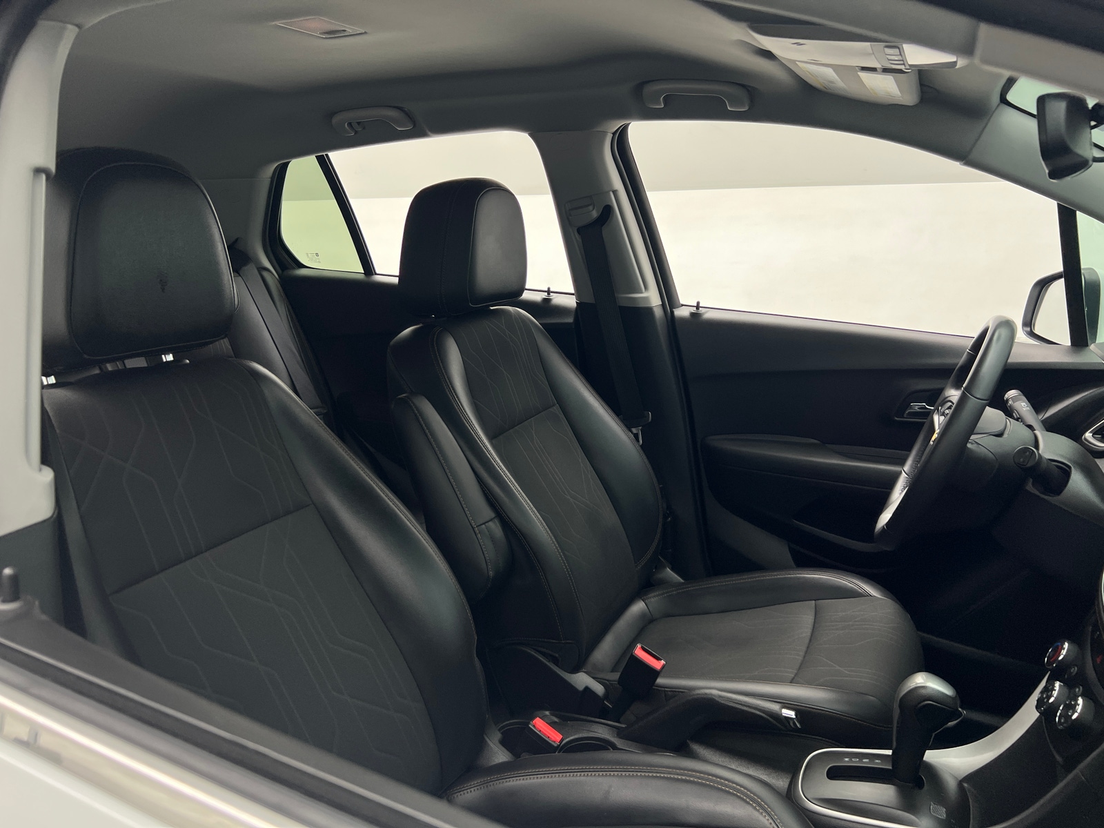 Thumbnail: 2018 Chevrolet Trax - 2