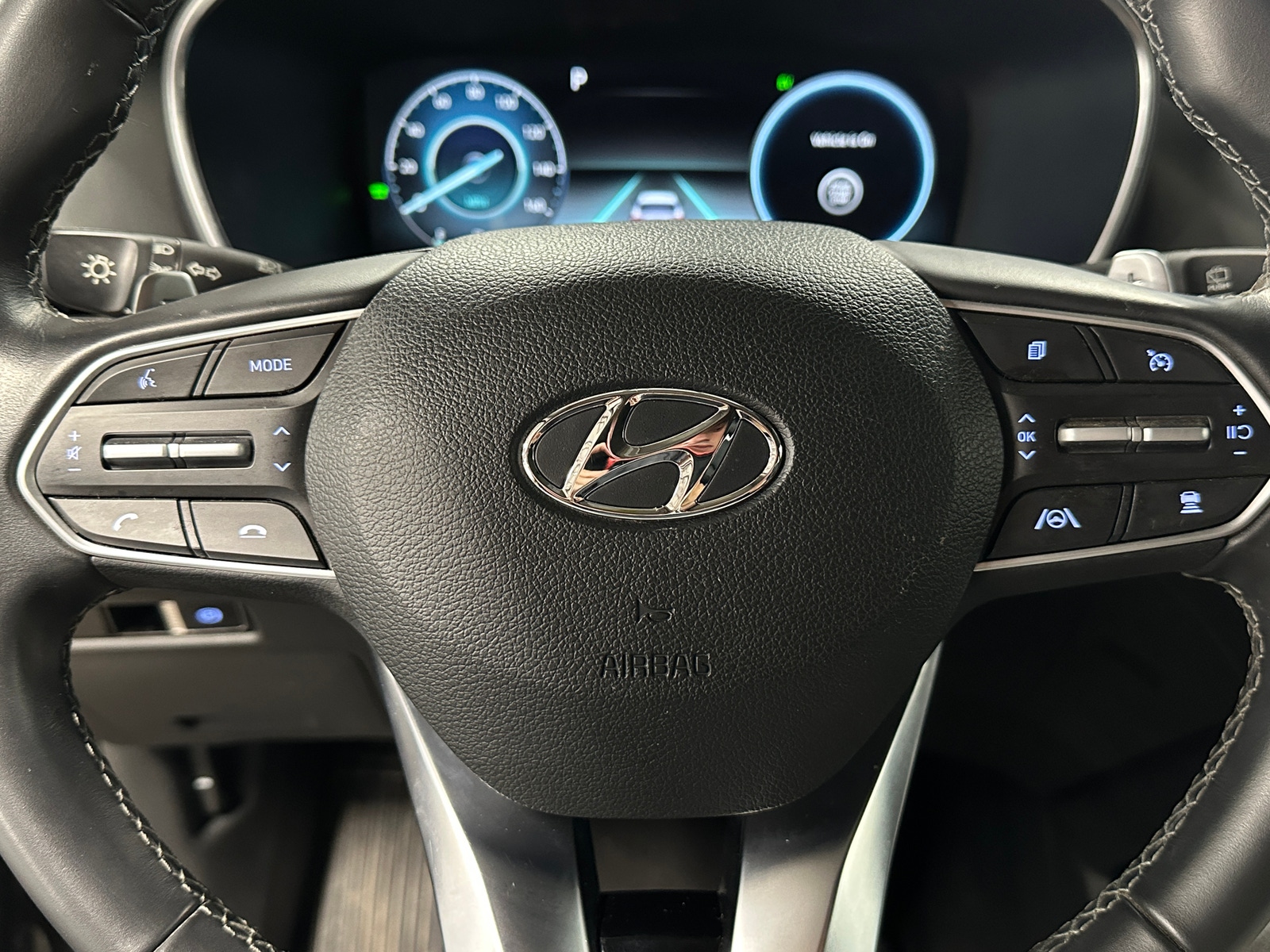 Thumbnail: 2023 Hyundai Santa Fe - 4