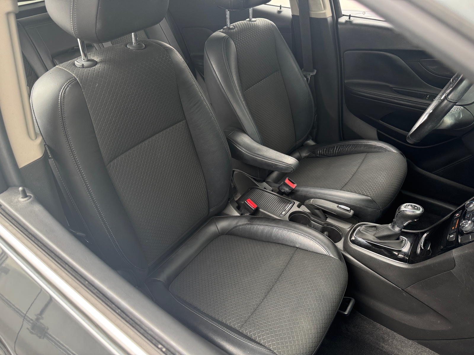 Thumbnail: 2017 Buick Encore - 2