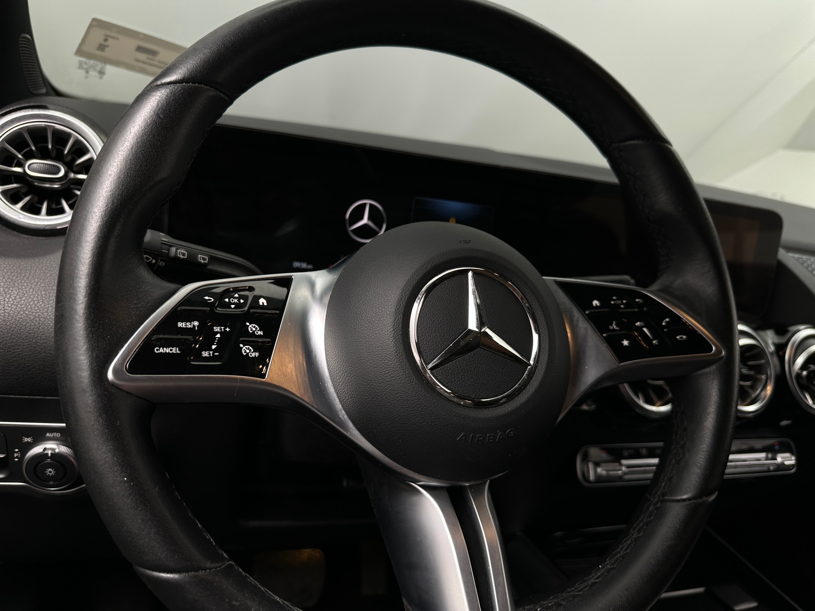 Thumbnail: 2024 Mercedes-Benz GLA - 4