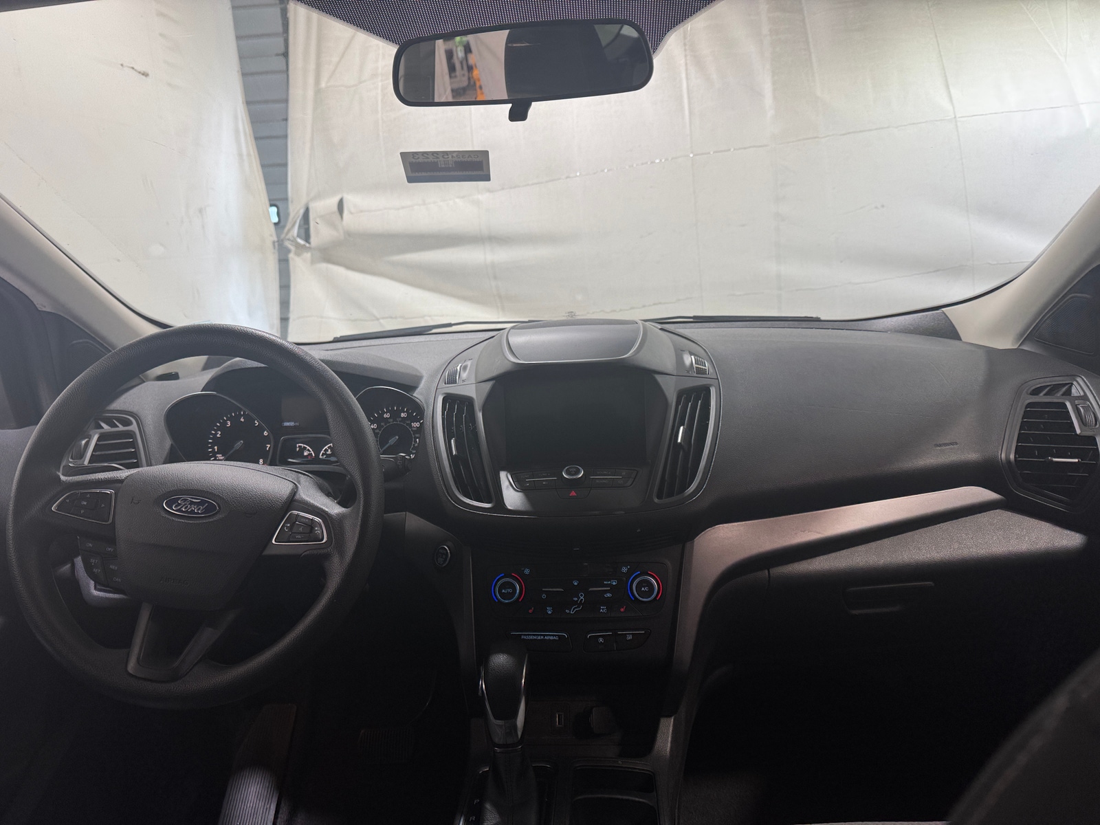 Thumbnail: 2019 Ford Escape - 3