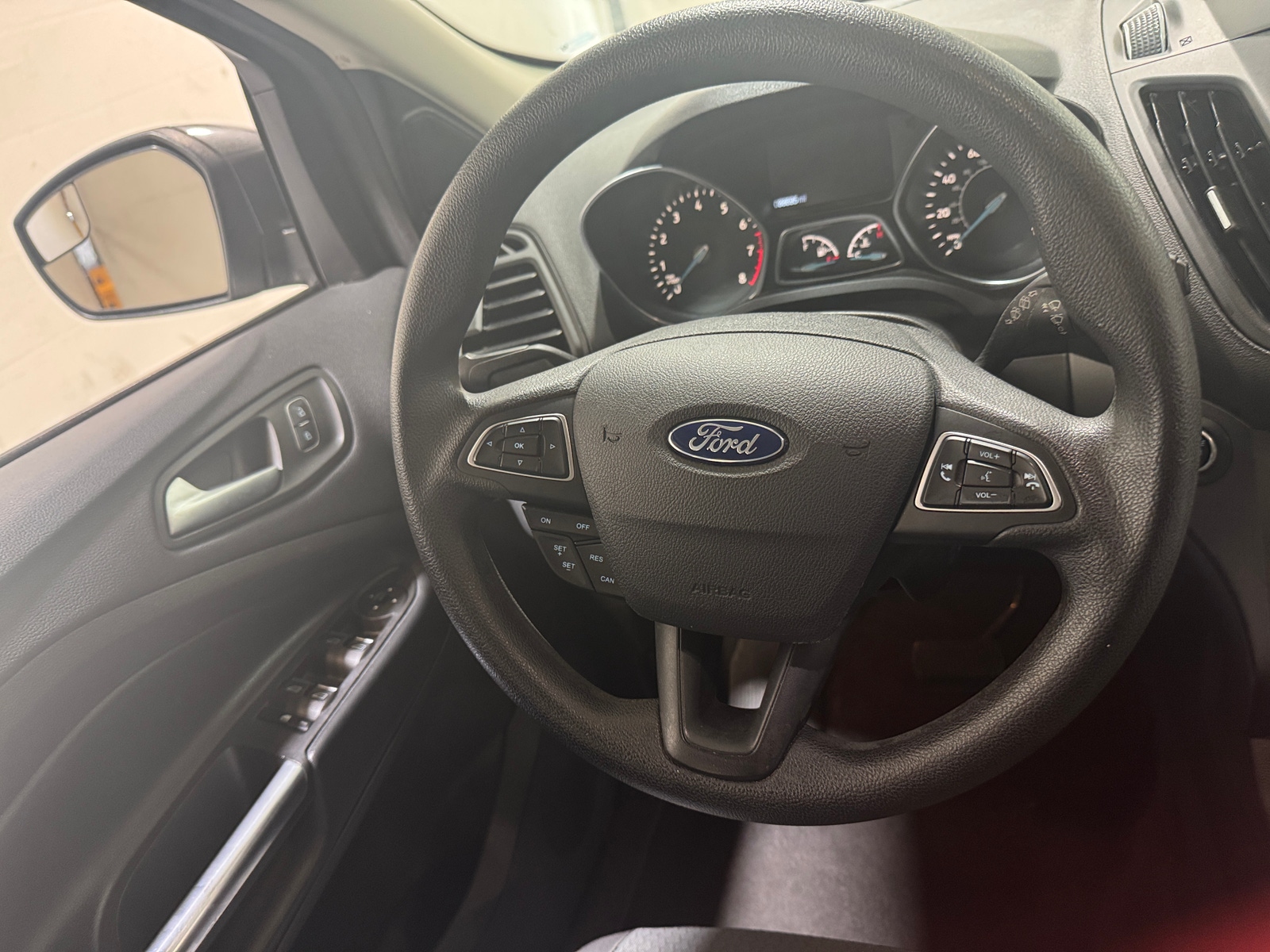 Thumbnail: 2019 Ford Escape - 5