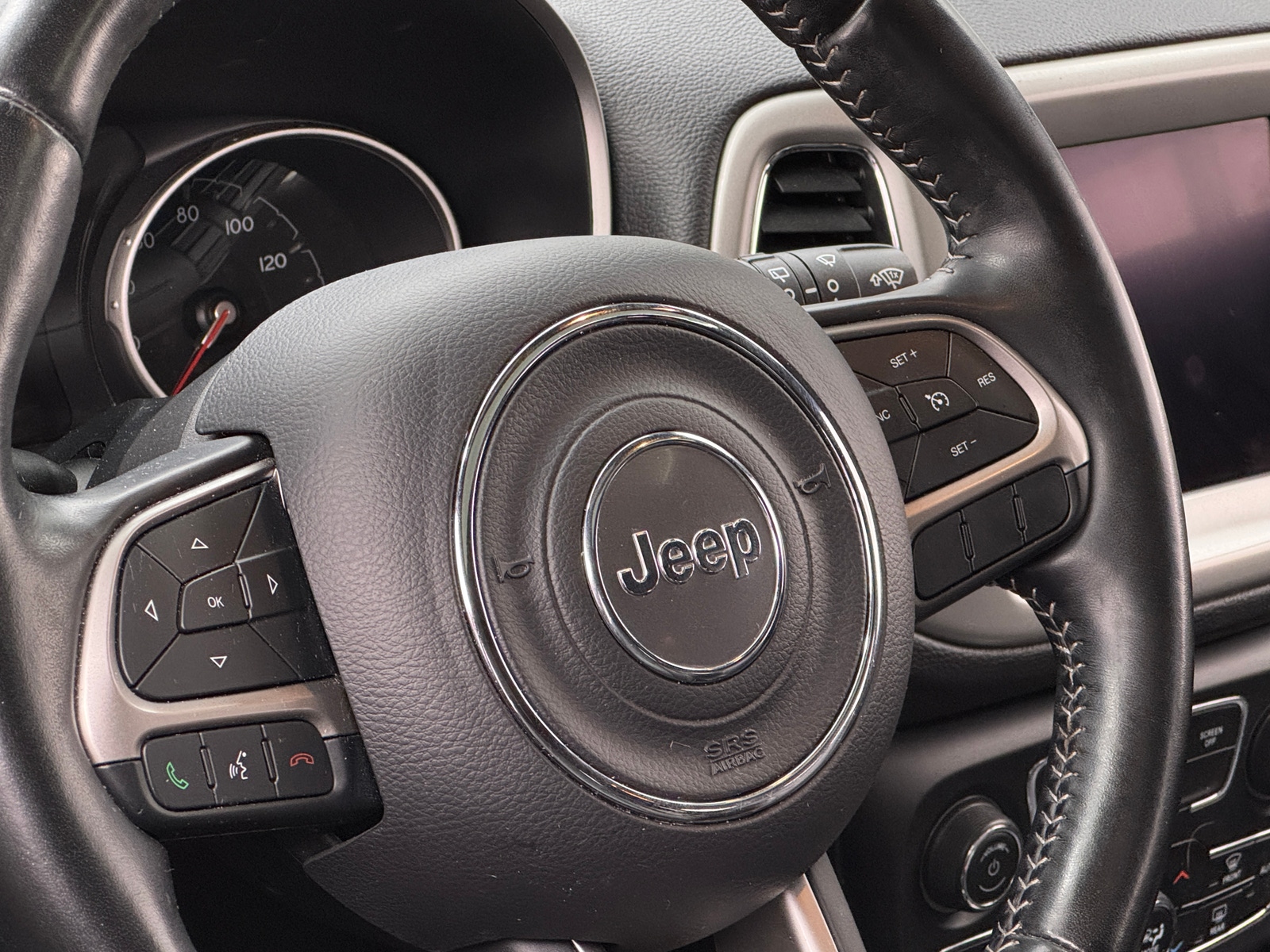 Thumbnail: 2021 Jeep Compass - 4