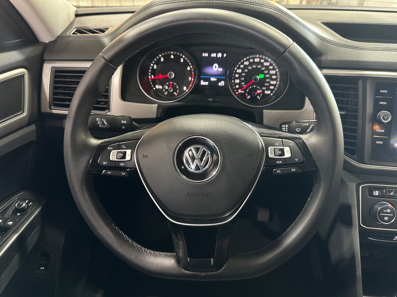 Thumbnail: 2019 Volkswagen Atlas - 4