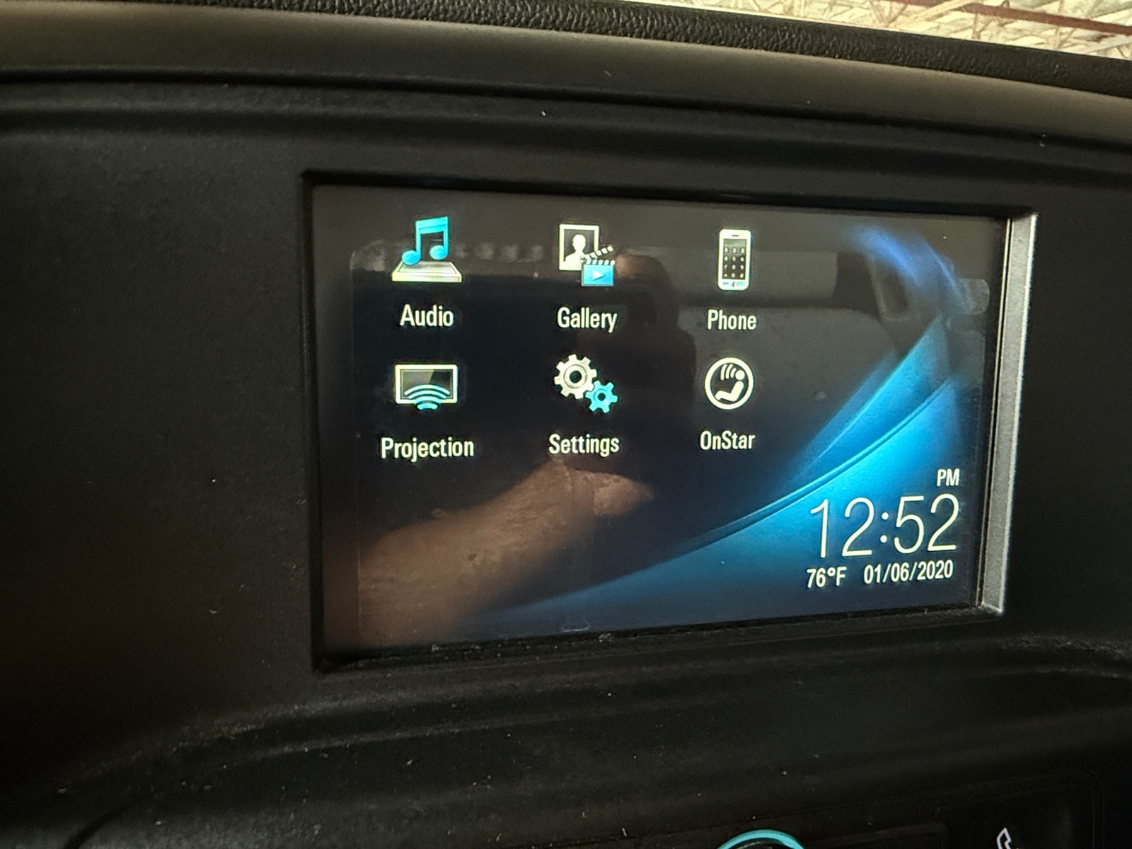 Thumbnail: 2019 Chevrolet Silverado 1500 - 4