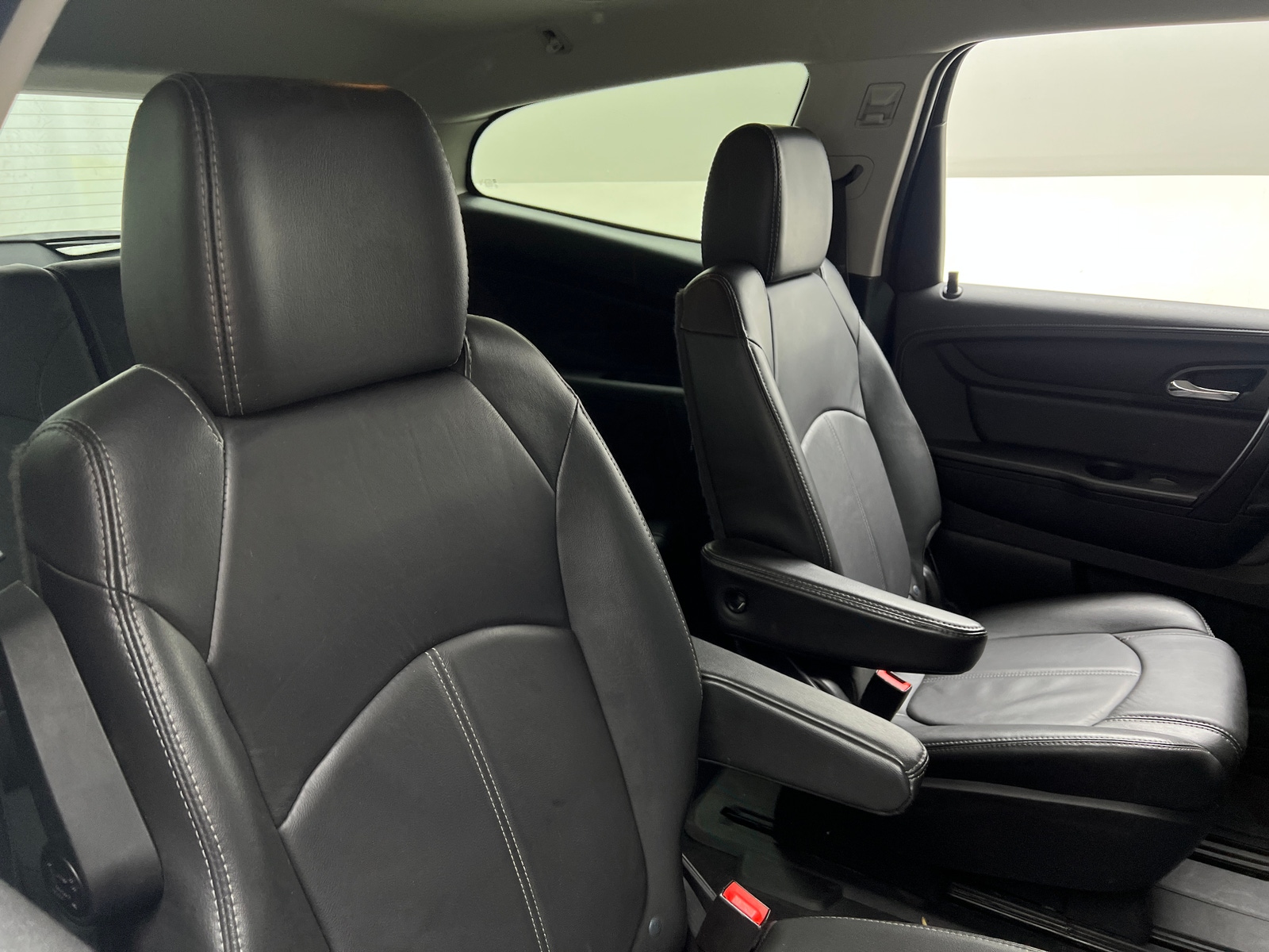 Thumbnail: 2017 Chevrolet Traverse - 5