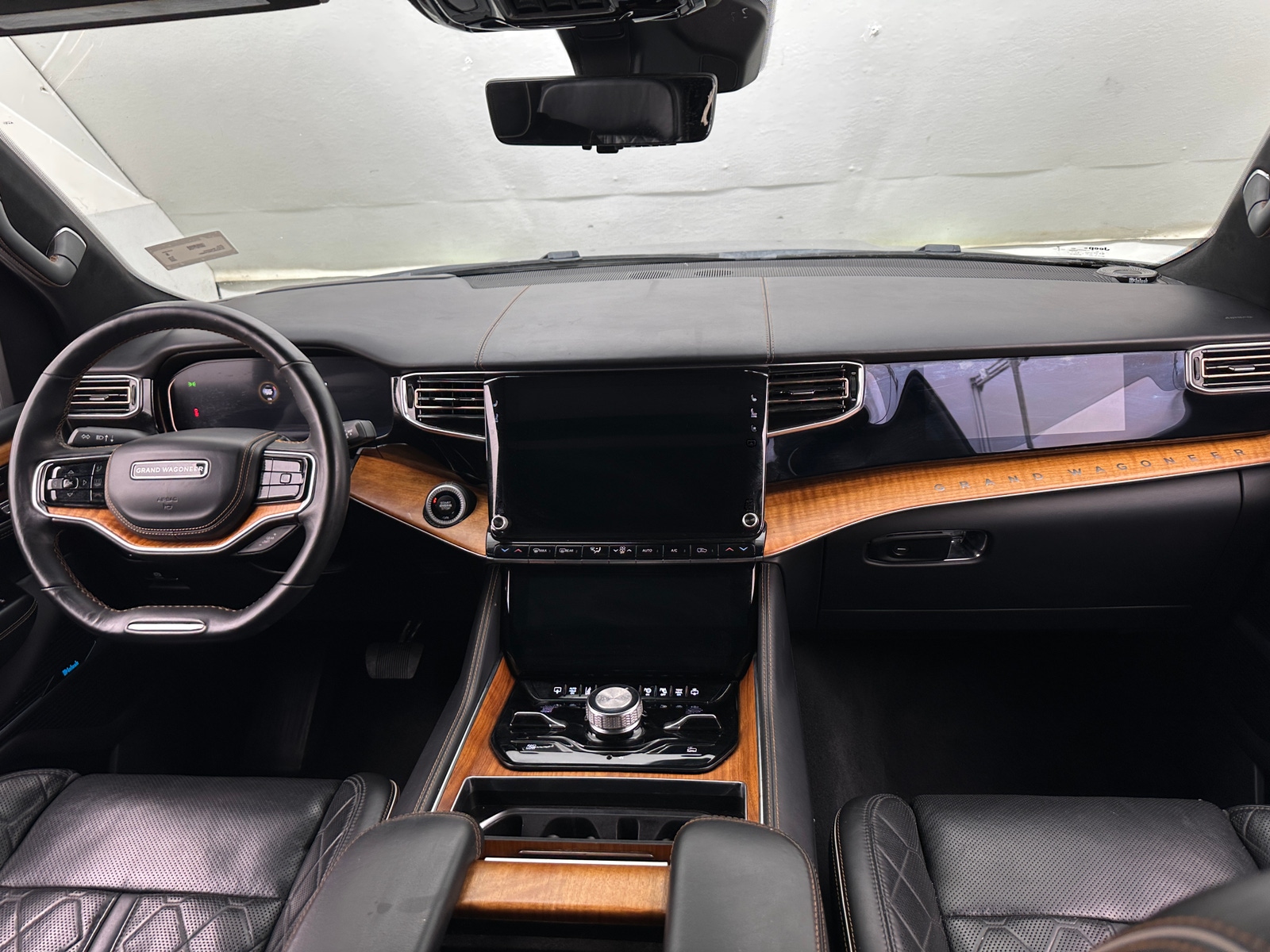 Thumbnail: 2022 Jeep Grand Wagoneer - 2