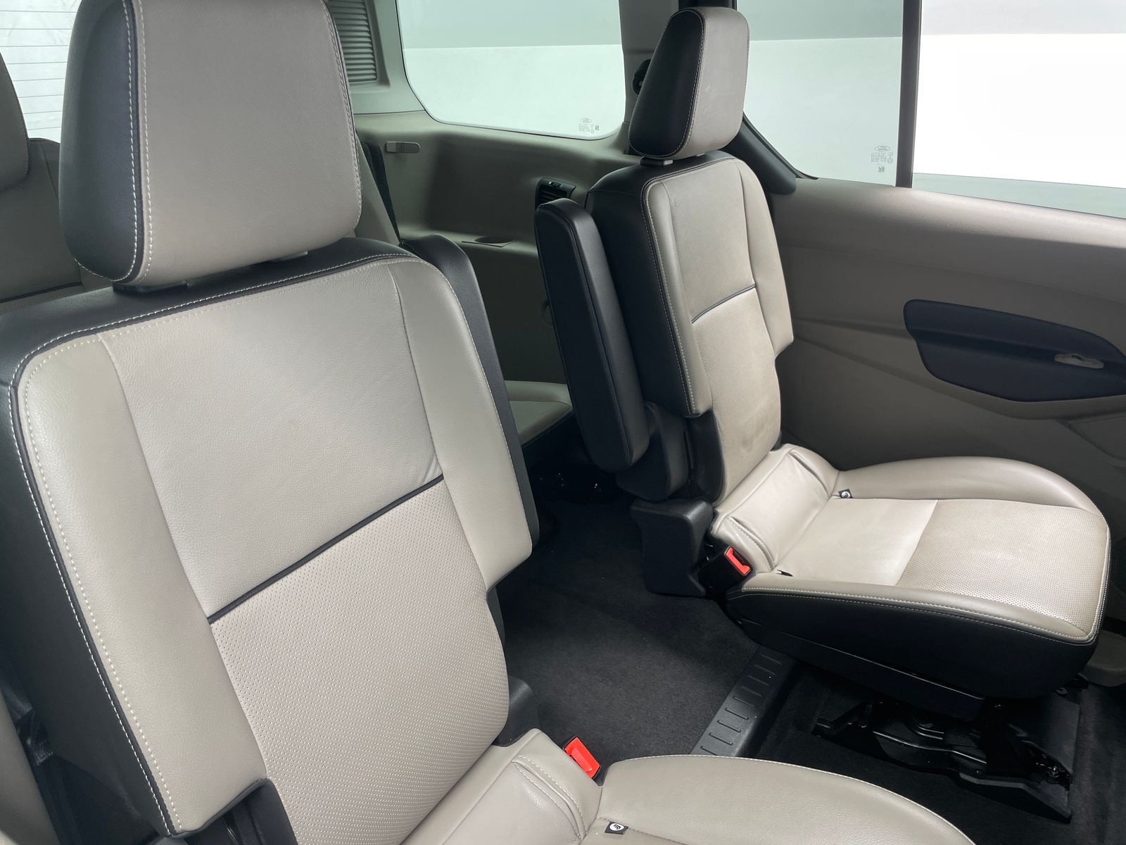 Thumbnail: 2016 Ford Transit Series - 5