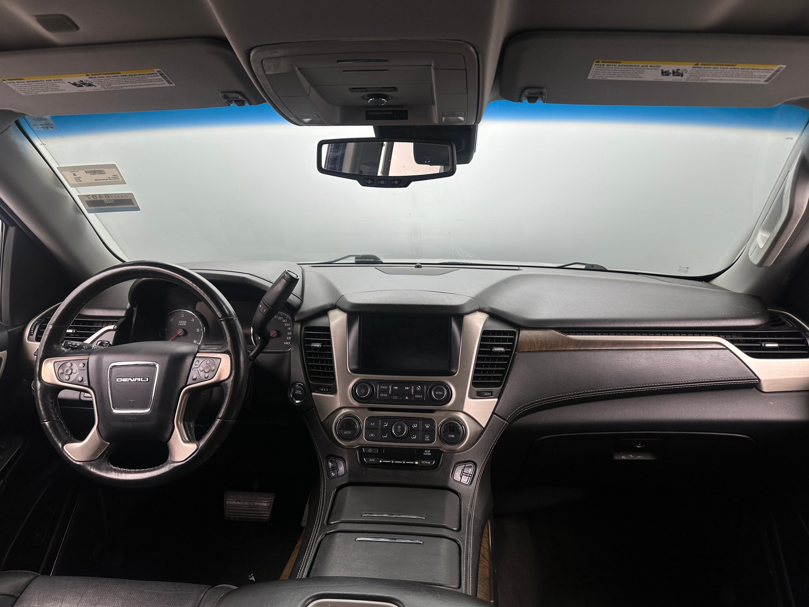 Thumbnail: 2018 GMC Yukon XL - 2