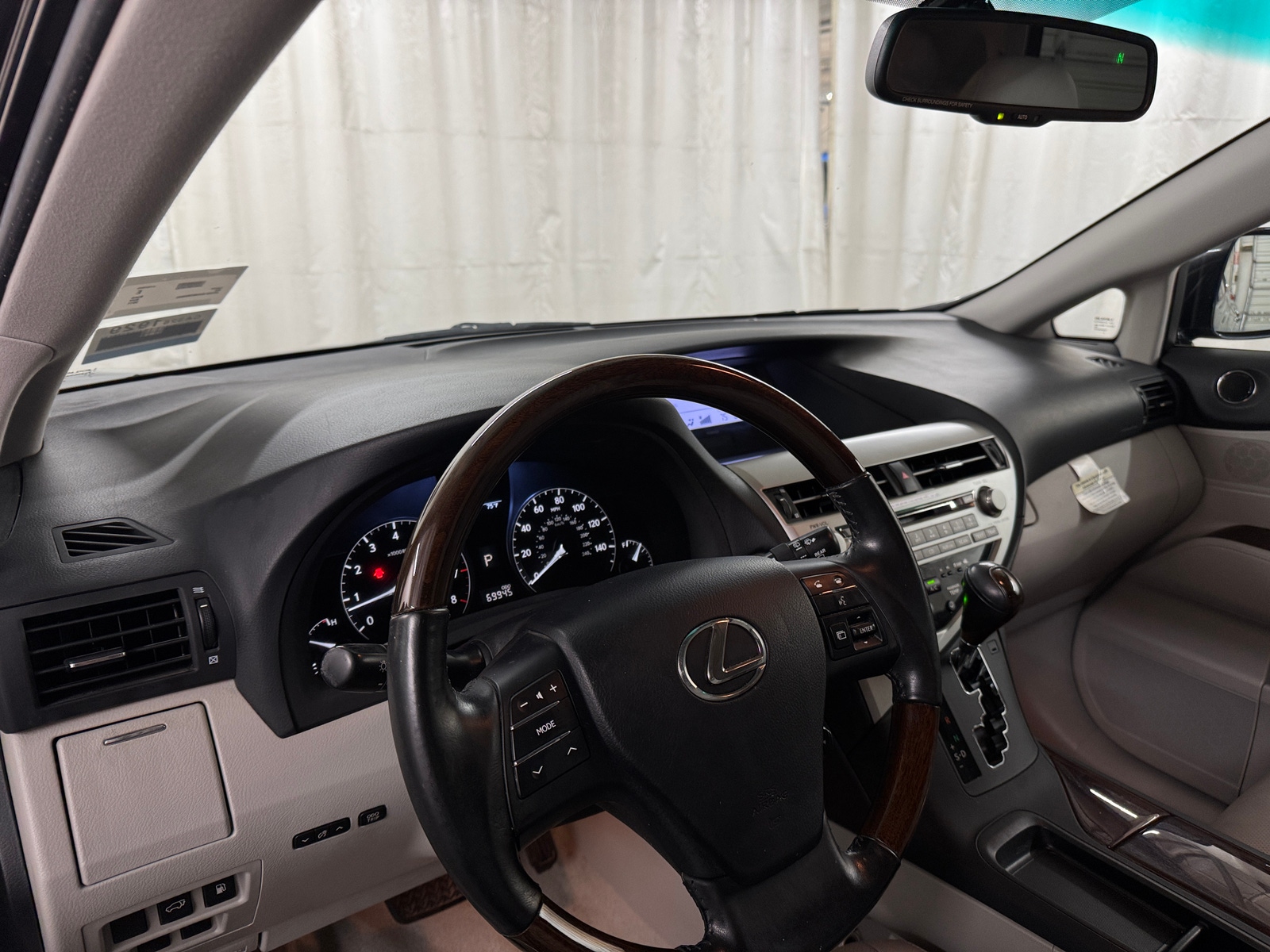 Thumbnail: 2011 Lexus RX - 3