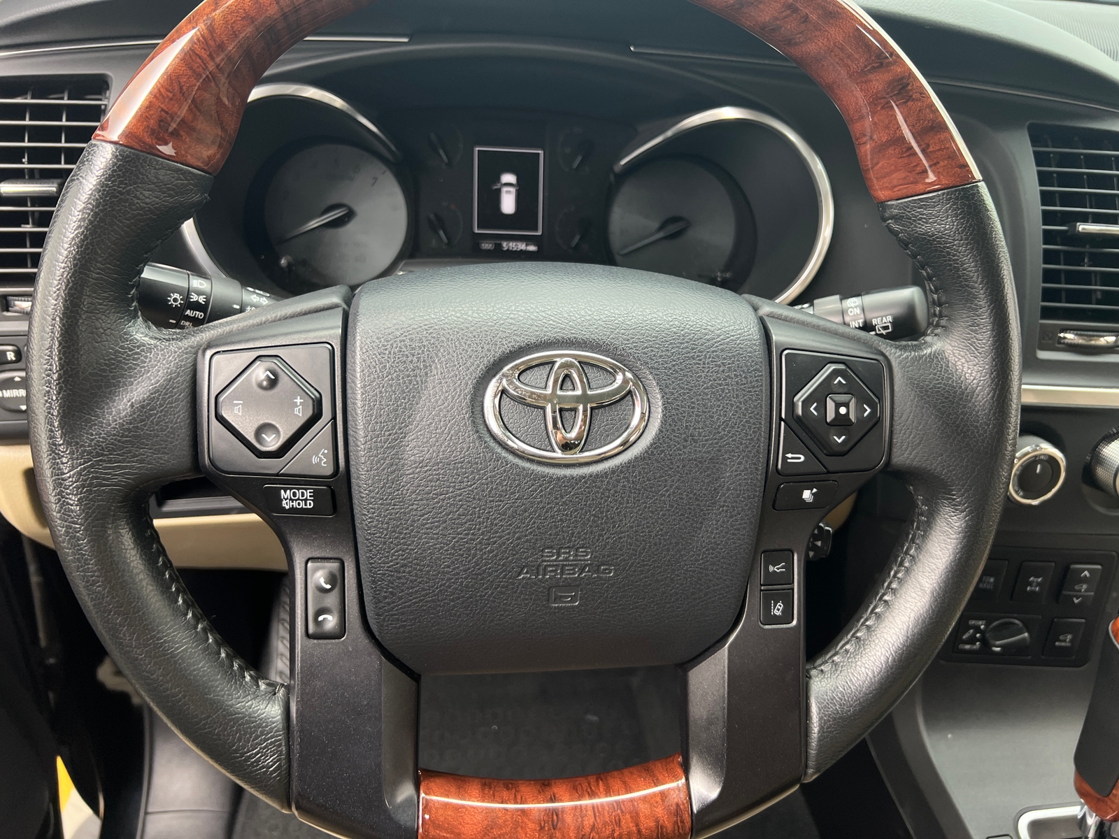 Thumbnail: 2019 Toyota Sequoia - 4