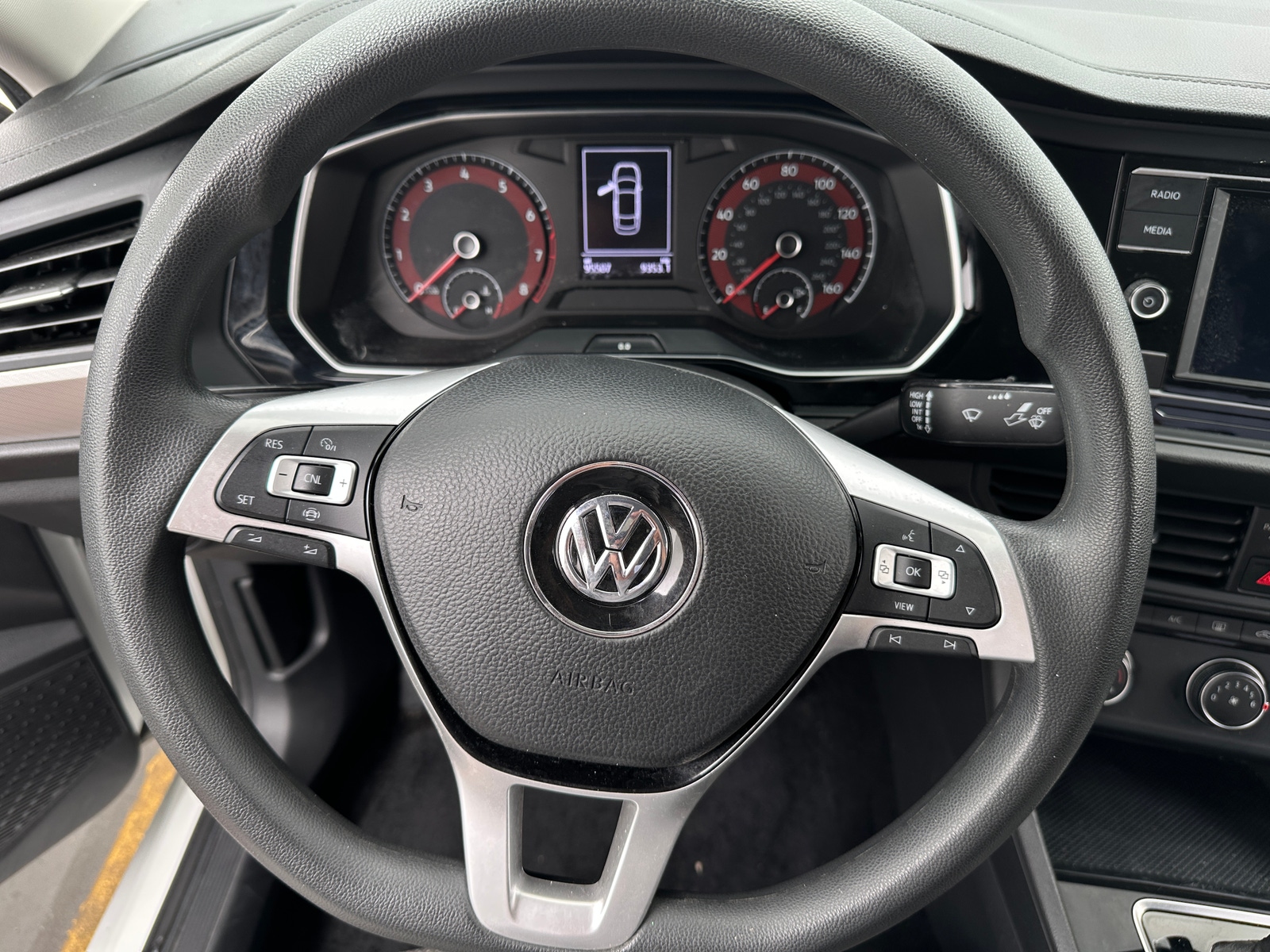 Thumbnail: 2019 Volkswagen Jetta - 5