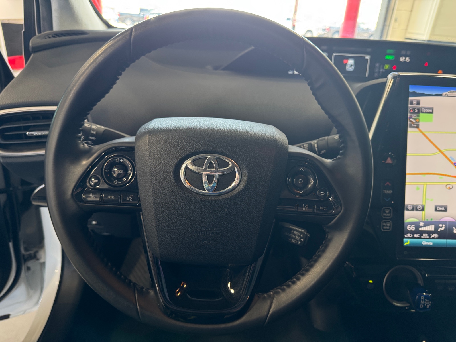 Thumbnail: 2021 Toyota Prius Prime - 4