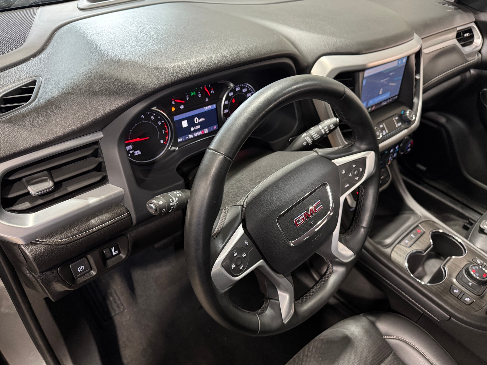 Thumbnail: 2023 GMC Acadia - 3
