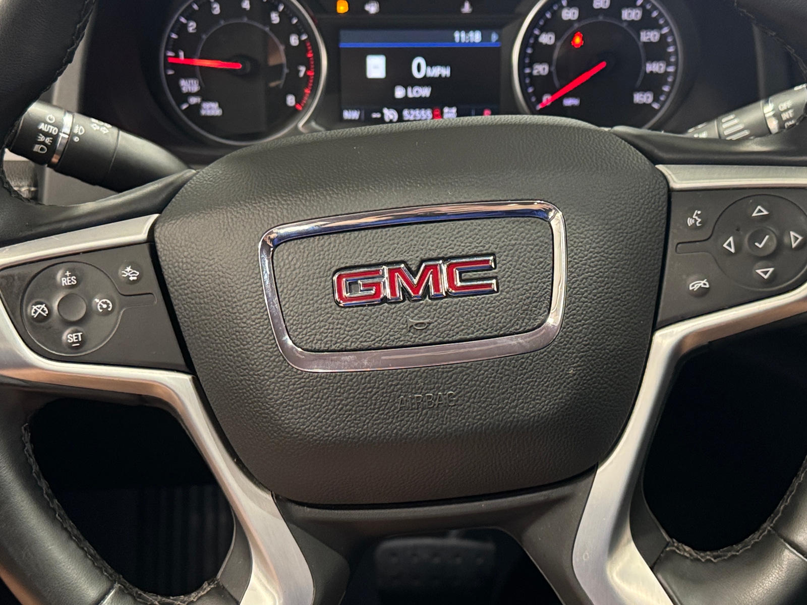 Thumbnail: 2023 GMC Acadia - 5