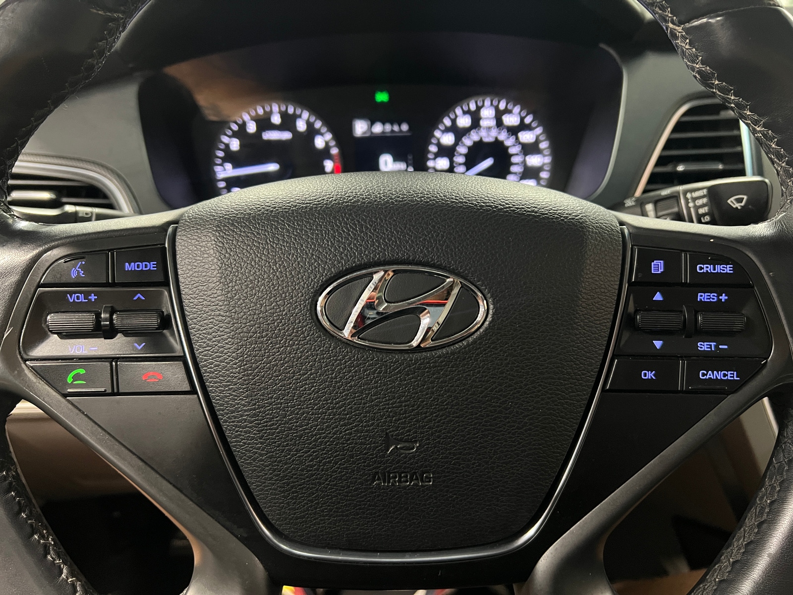 Thumbnail: 2017 Hyundai Sonata - 5