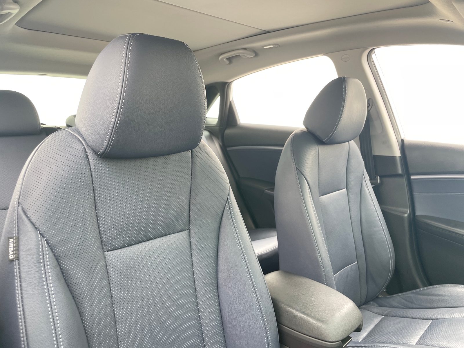 Thumbnail: 2013 Hyundai Elantra - 2