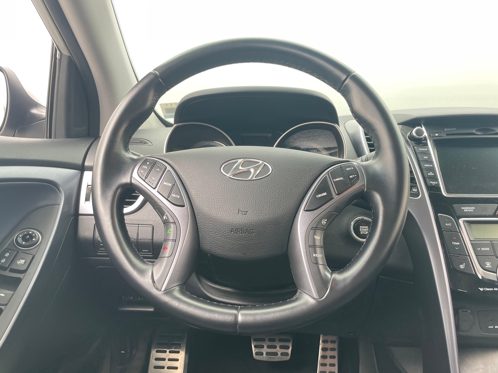 Thumbnail: 2013 Hyundai Elantra - 5
