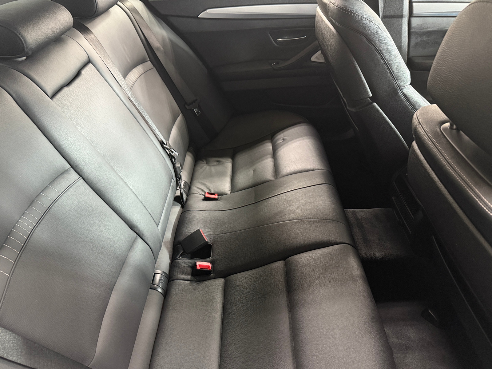 Thumbnail: 2014 BMW 5 Series - 5