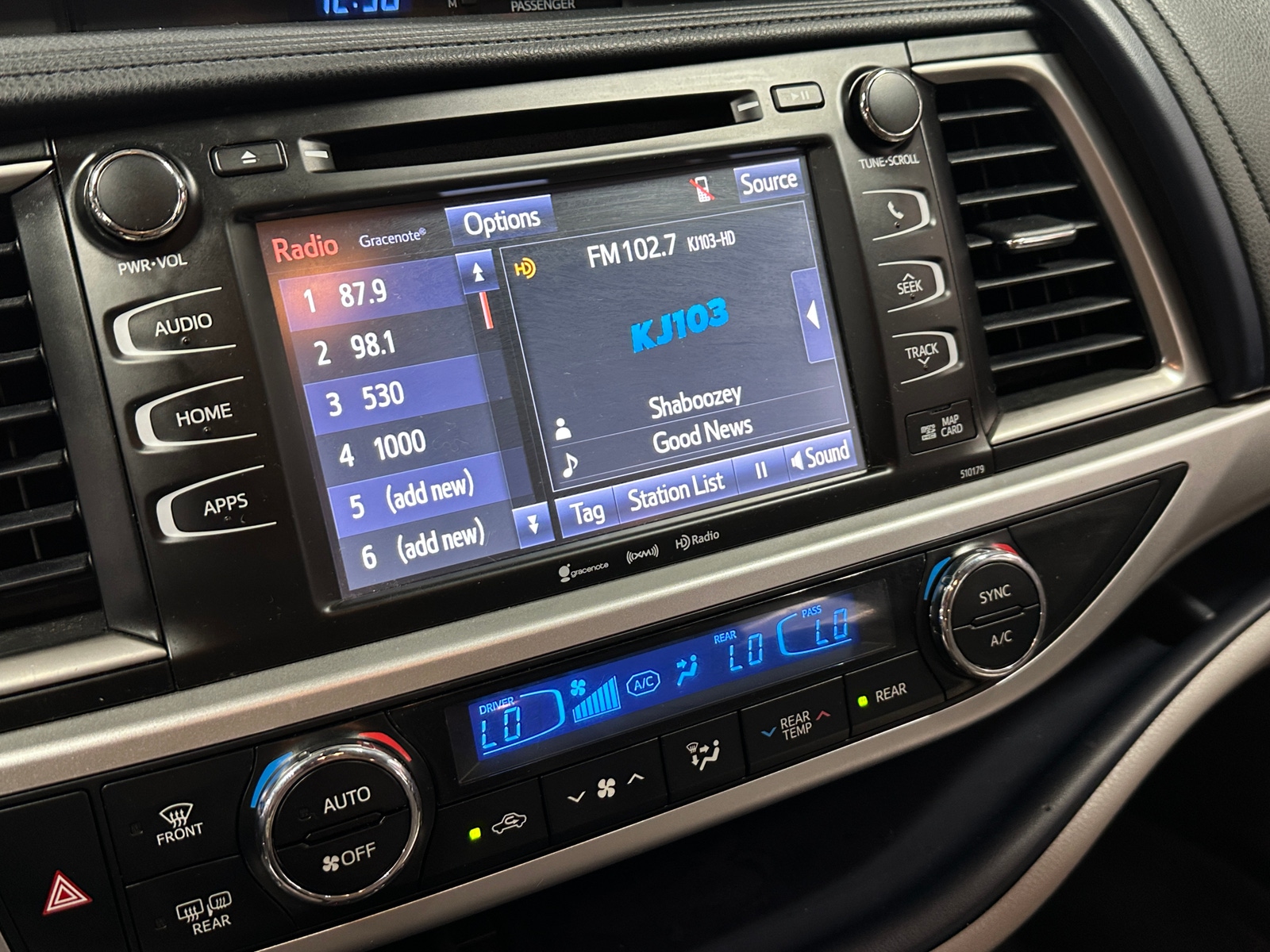 Thumbnail: 2018 Toyota Highlander - 3