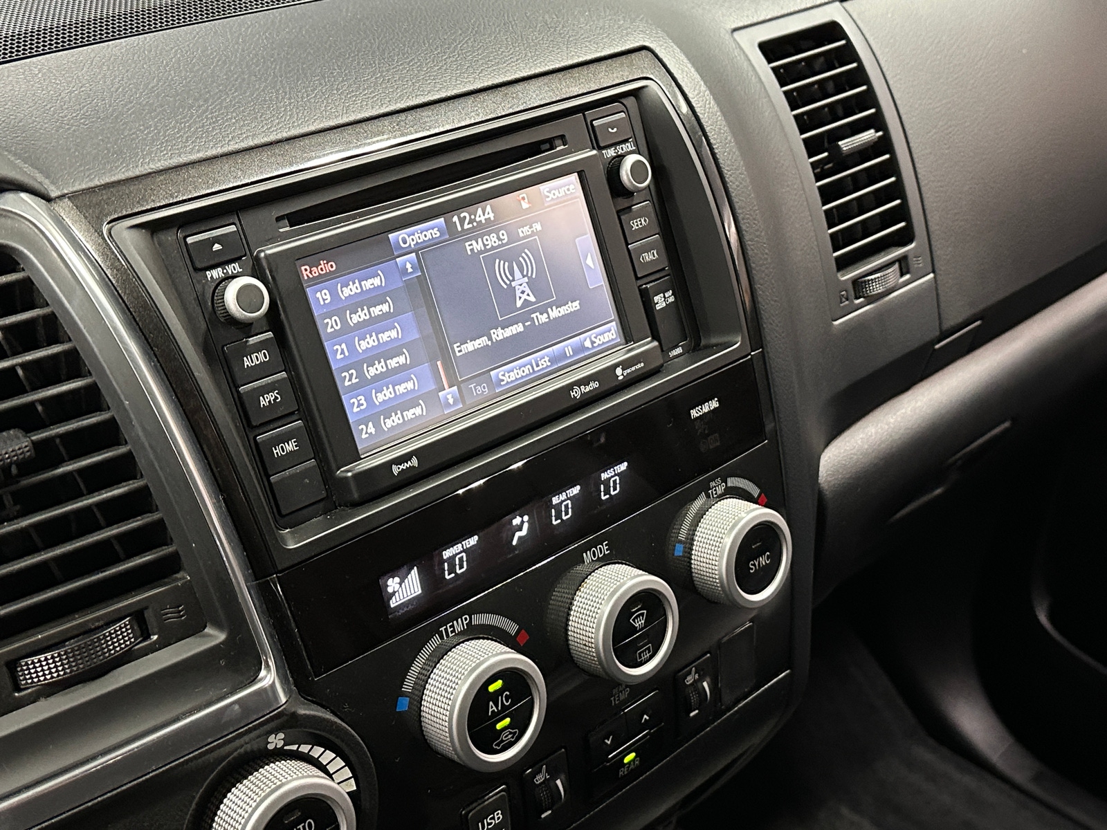 Thumbnail: 2018 Toyota Sequoia - 4