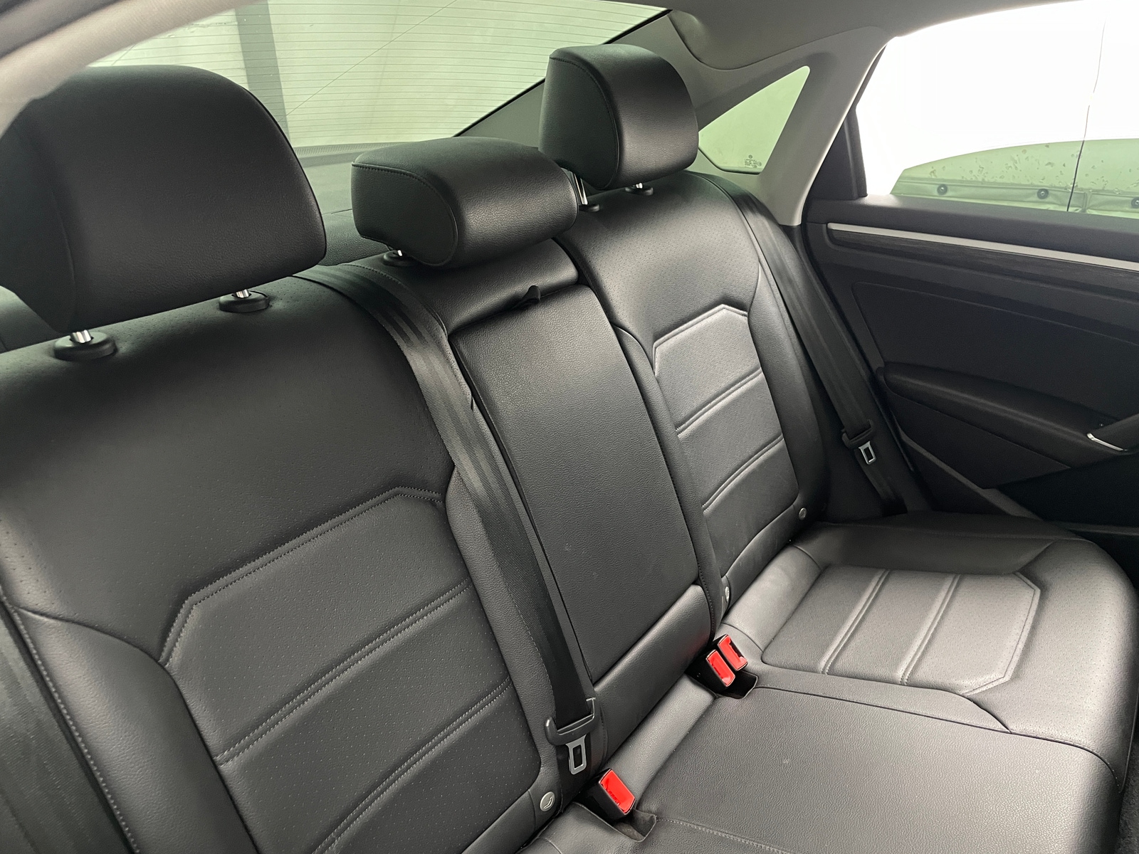 Thumbnail: 2016 Volkswagen Passat - 5