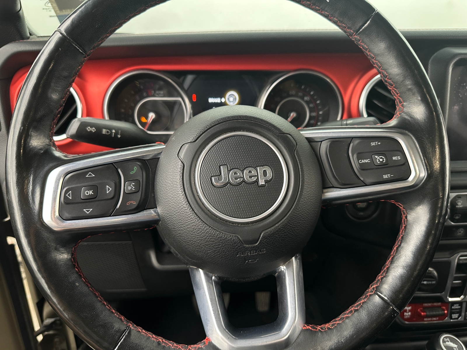 Thumbnail: 2020 Jeep Gladiator - 4