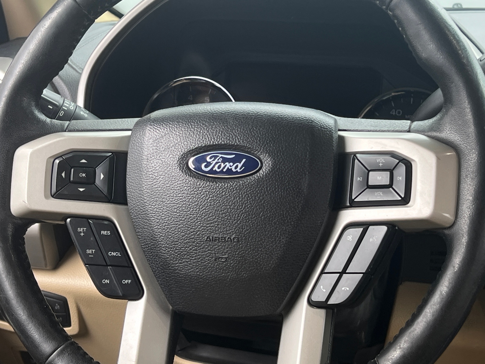 Thumbnail: 2019 Ford Econoline - 4
