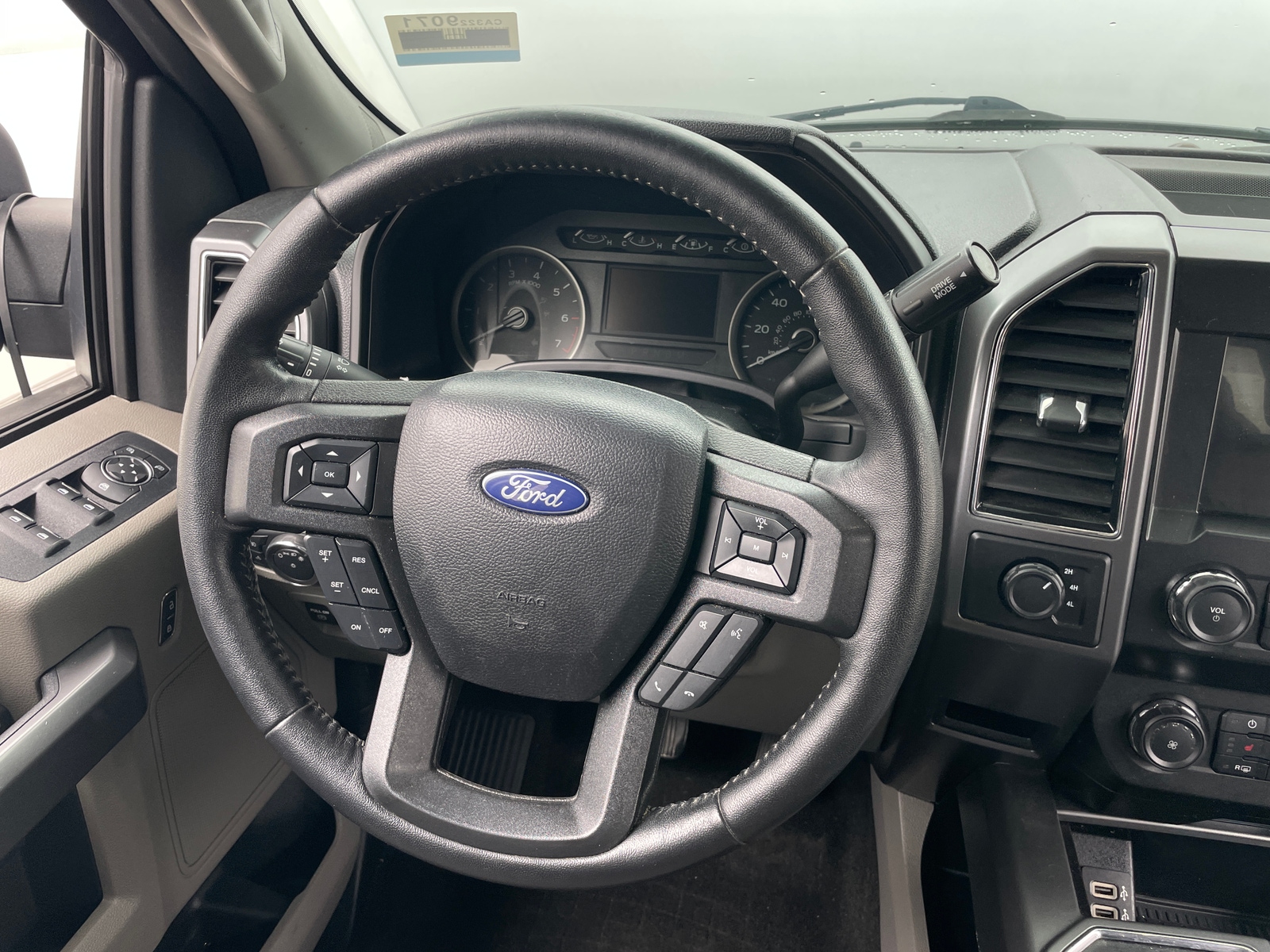 Thumbnail: 2020 Ford Econoline - 5