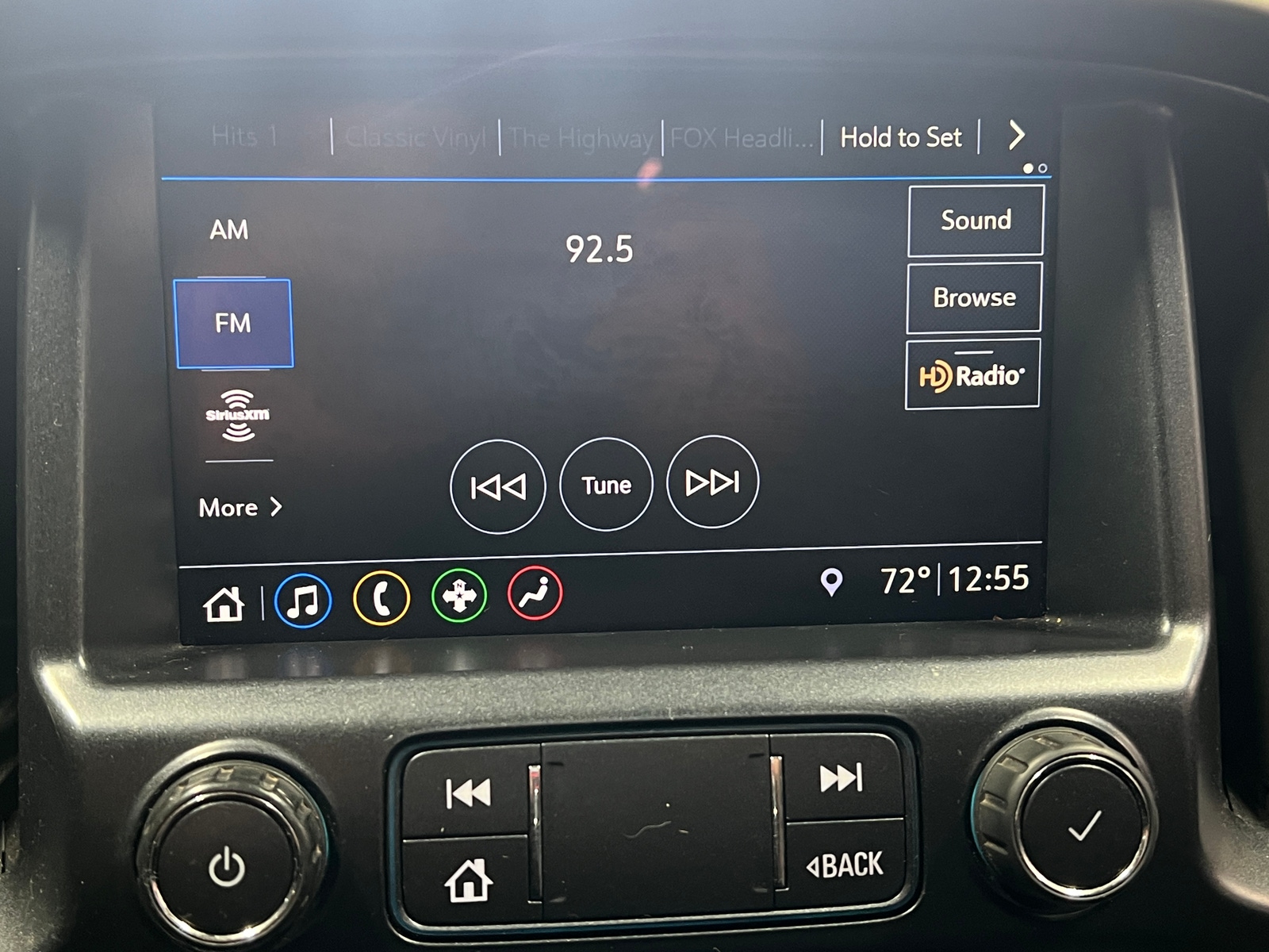 Thumbnail: 2019 Chevrolet Colorado - 3